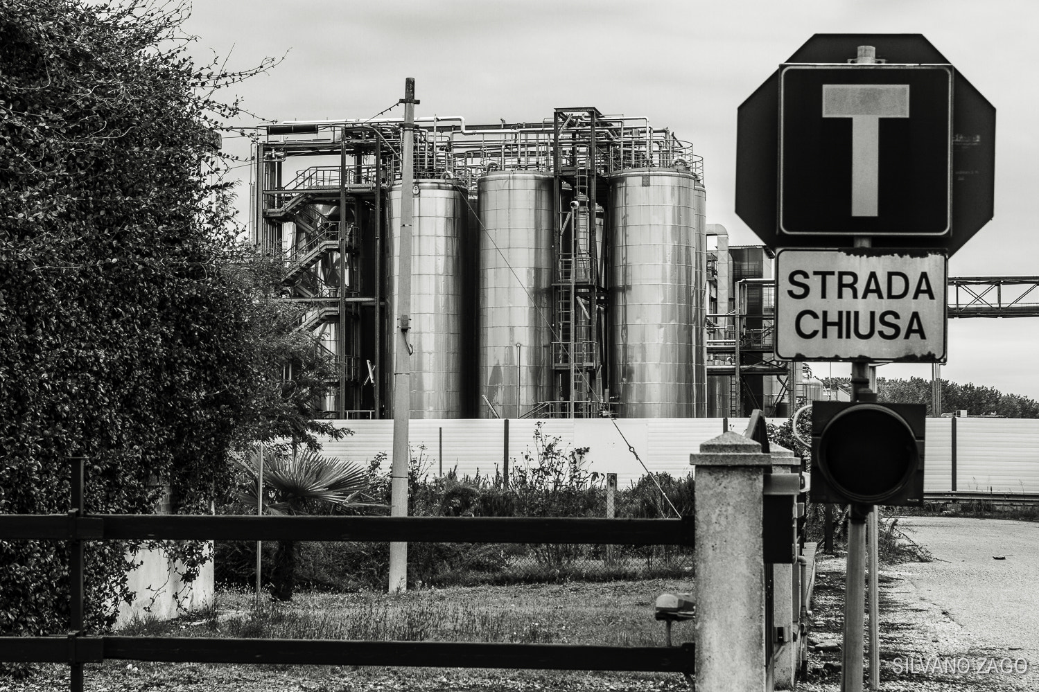 EF28-70mm f/2.8L USM sample photo. Stabilimento cermill a castelmassa (ro) photography