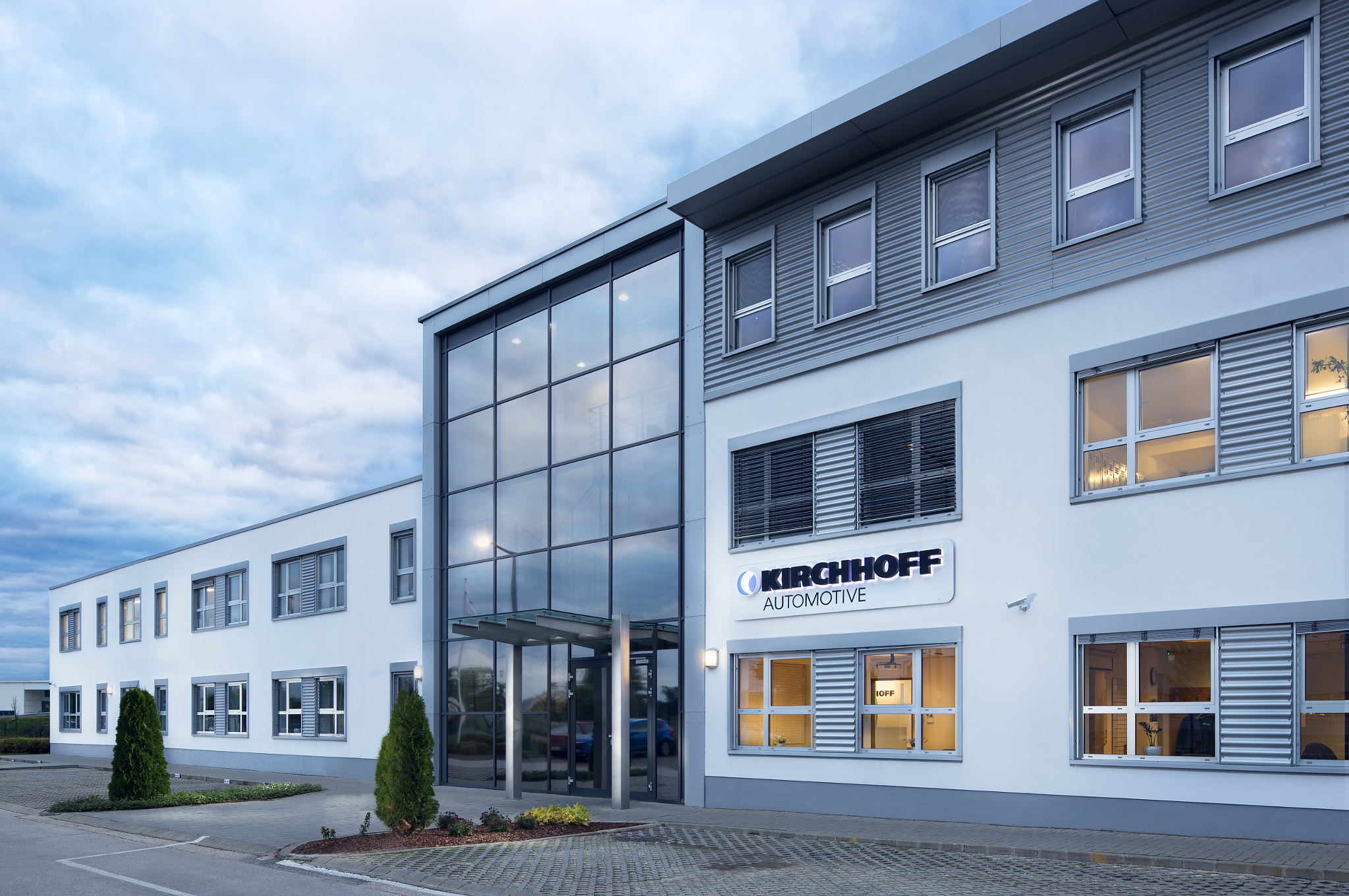 Canon TS-E 24.0mm f/3.5 L II sample photo. Kirchhoff automotive (esztergom) photography