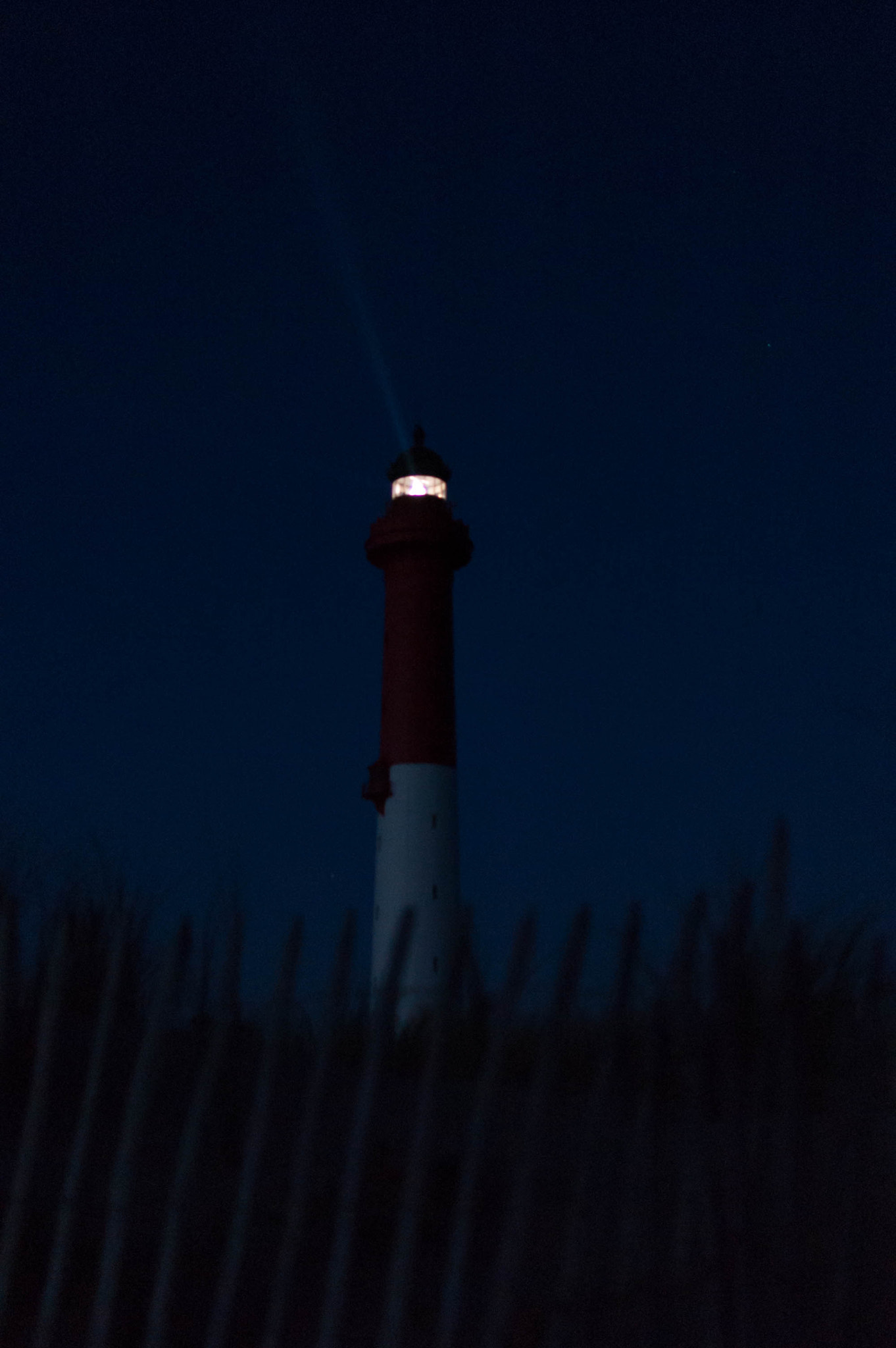Nikon D40 + Nikon AF-S DX Nikkor 35mm F1.8G sample photo. Le phare de la coubre by night photography