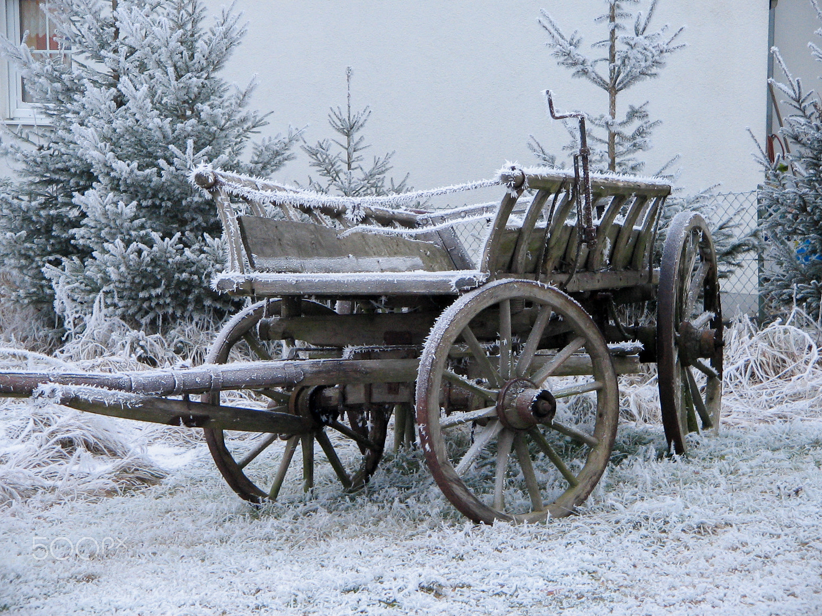 Canon POWERSHOT A400 sample photo. Hay wagon photography