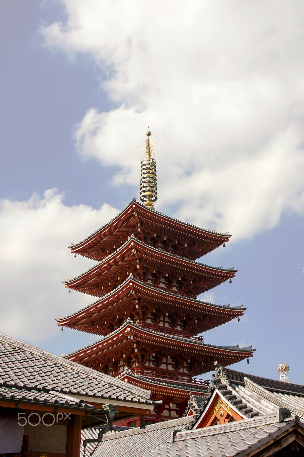 Canon EOS 40D + Canon EF 17-40mm F4L USM sample photo. Pagoda in kyoto photography