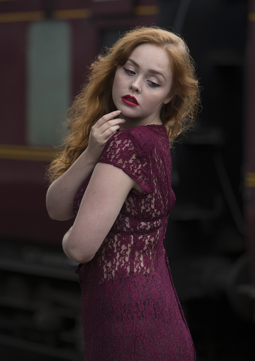 Canon EF 70-200mm F2.8L IS USM sample photo. Vintage beauty at the railway photography