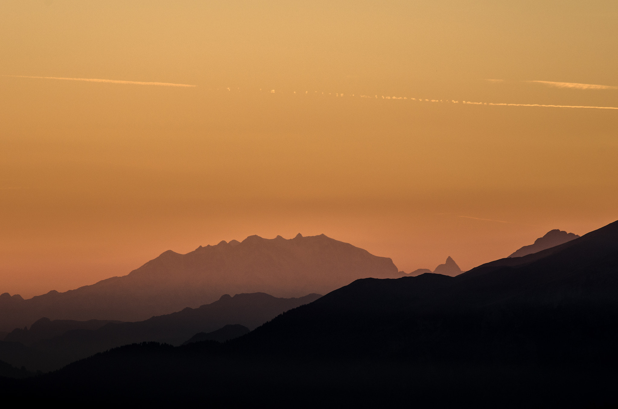 Pentax K-5 IIs + Pentax smc DA 55-300mm F4.0-5.8 ED sample photo. Alps sunset photography