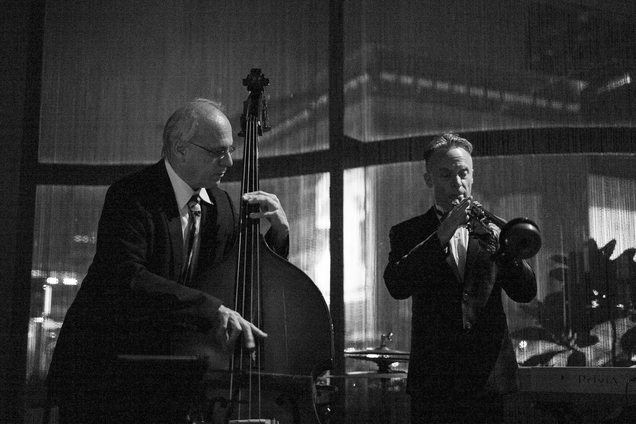 Leica APO-Summicron-M 50mm F2 ASPH sample photo. Jazz quartet, miles away movie event.jpeg photography