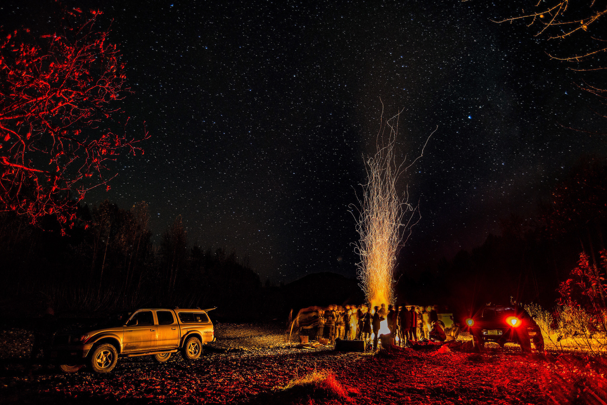 Nikon D800 sample photo. Bonfire party in girdwood, ak photography