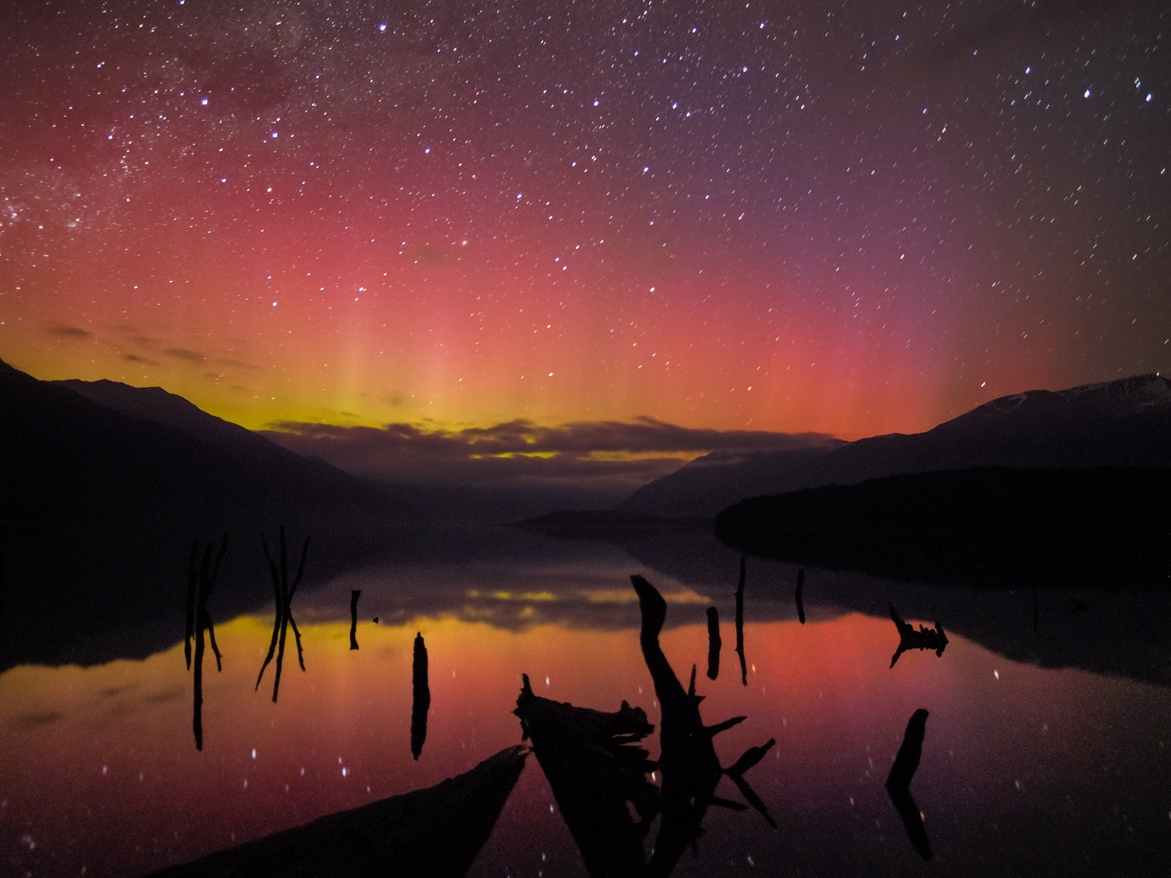 Olympus OM-D E-M1 + OLYMPUS M.12mm F2.0 sample photo. Aurora australis nz photography