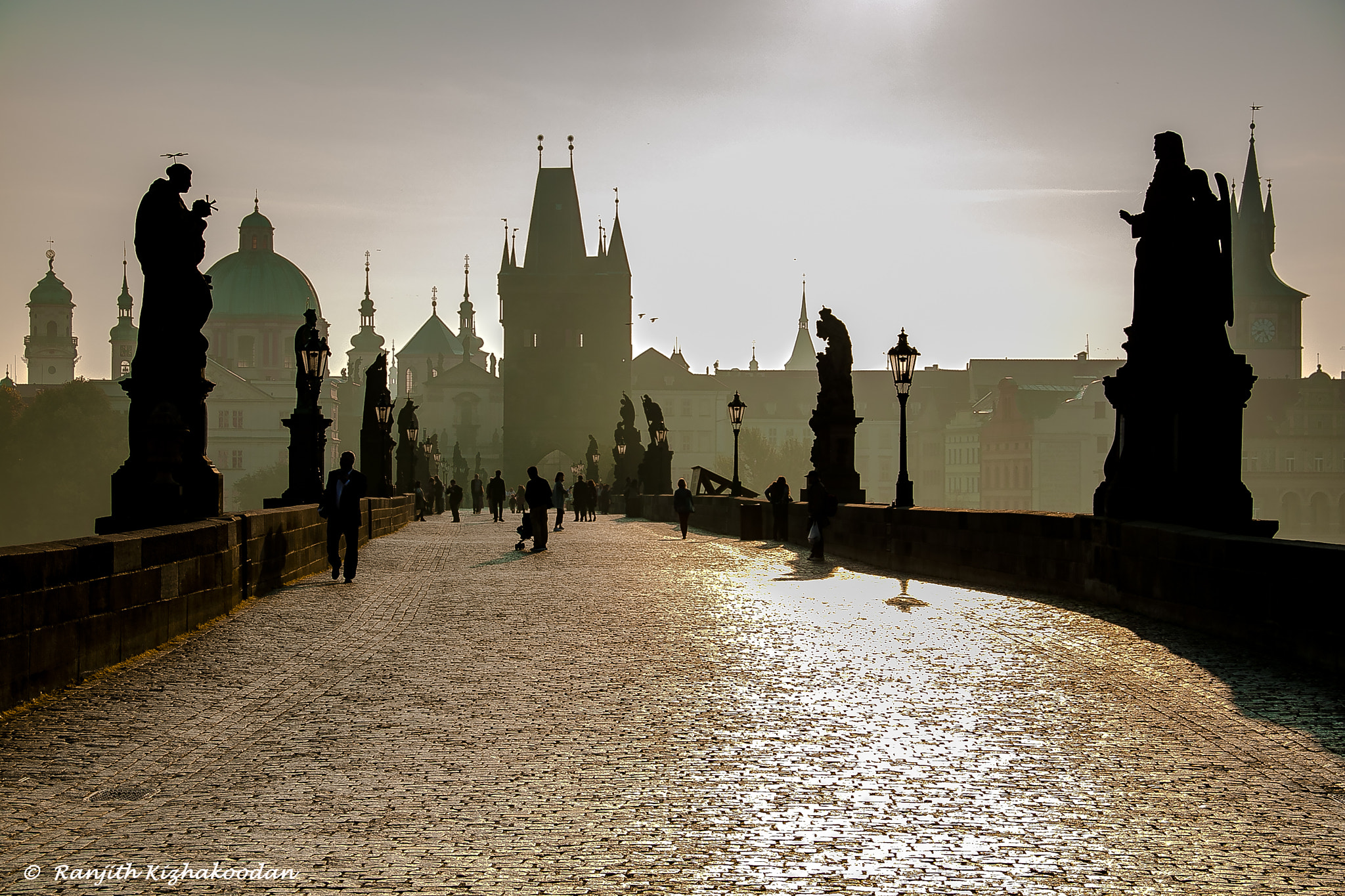 Canon EF-S 18-135mm F3.5-5.6 IS sample photo. The charles bridge (czech karlův most) photography