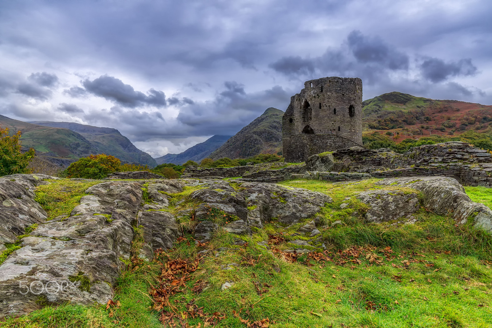 Sony a6000 sample photo. Dolbadrn castle ii photography