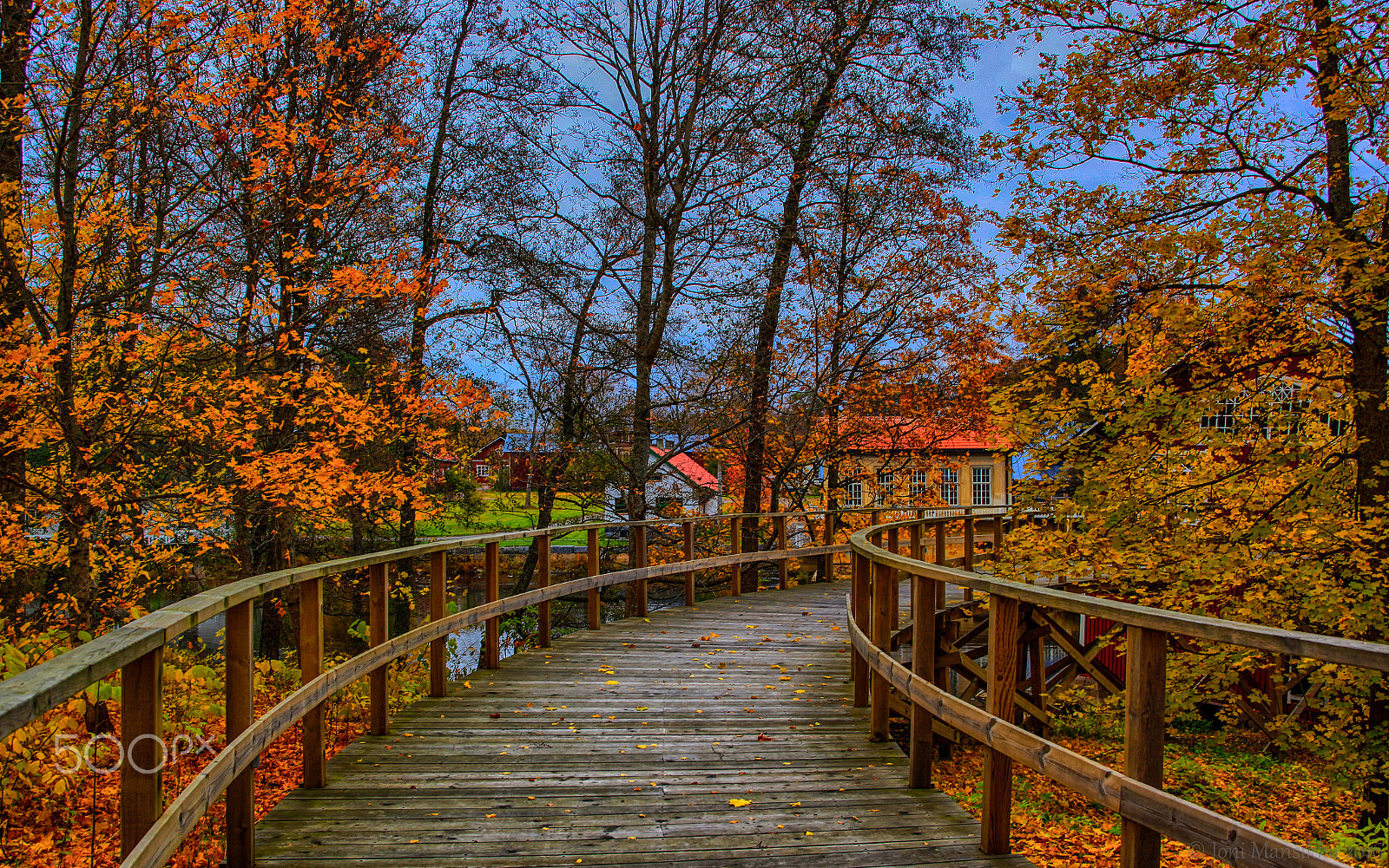 Canon EF 28-70mm f/3.5-4.5 sample photo. Wooden path photography