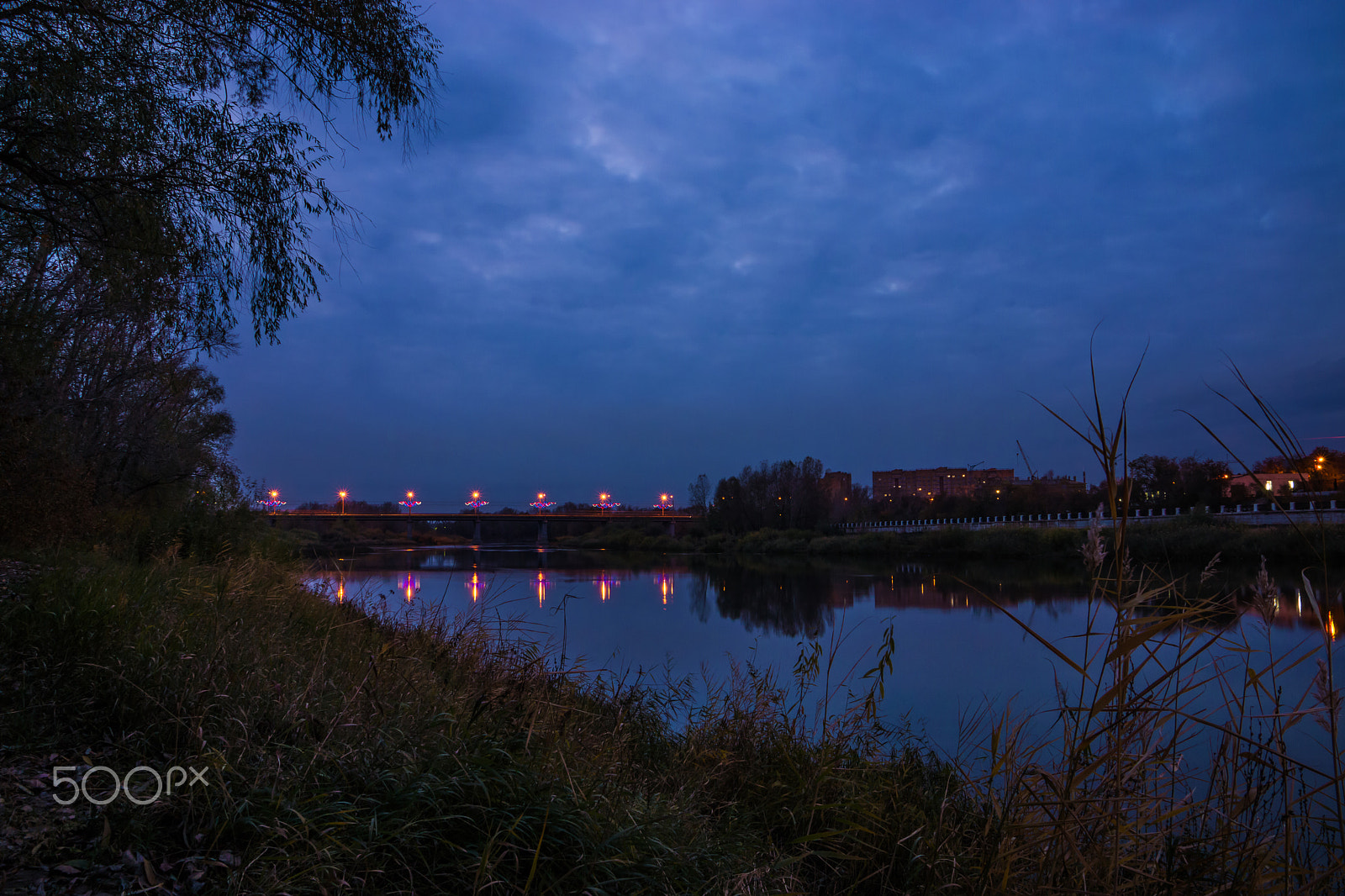 Sony SLT-A65 (SLT-A65V) sample photo. Cloudy, autumn evening on the river ural. photography