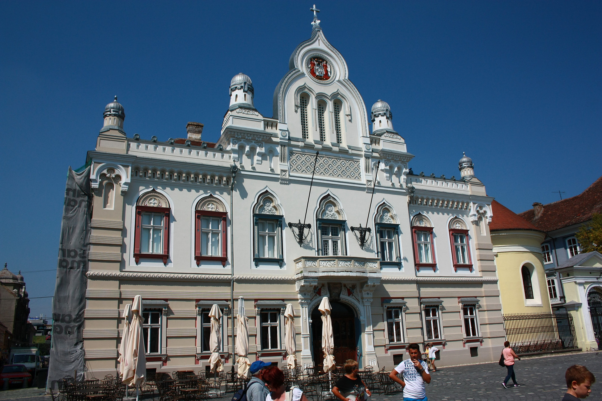 Canon EF-S 18-55mm F3.5-5.6 II sample photo. Serbian bishop's palace photography
