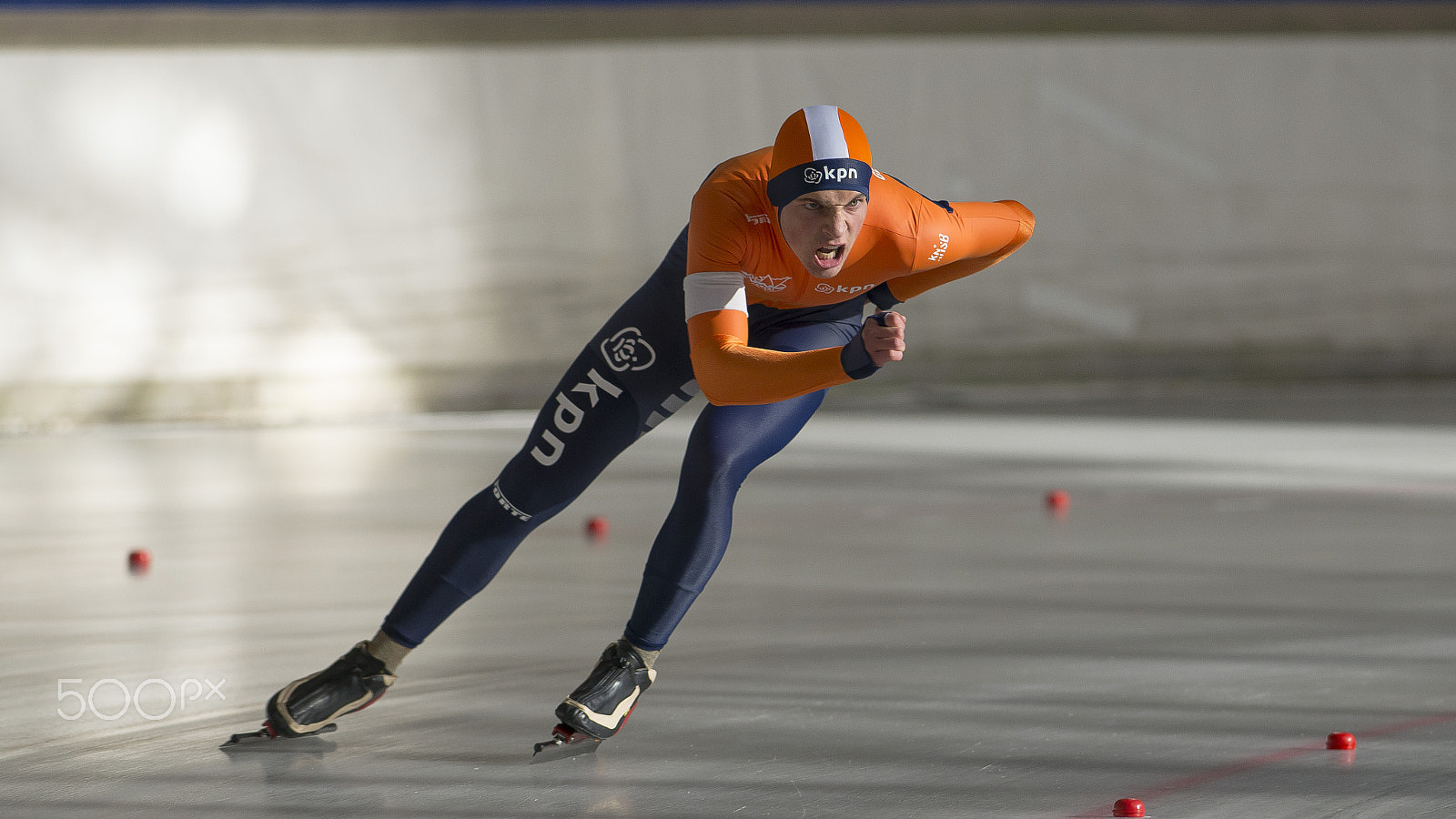 Nikon AF-S Nikkor 300mm F2.8G ED VR II sample photo. Speed skating photography