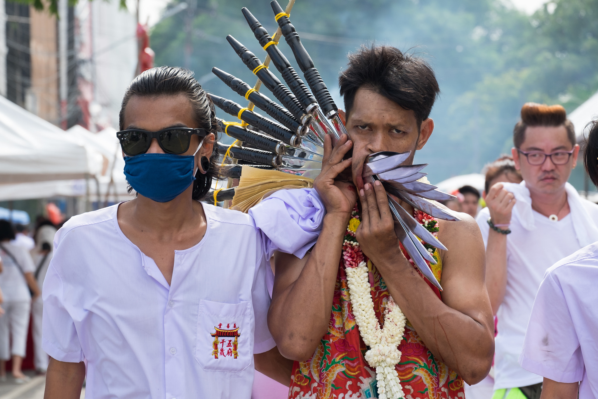 Fujifilm X-E2 + Fujifilm XC 50-230mm F4.5-6.7 OIS II sample photo. Phuket vegetarian festival photography