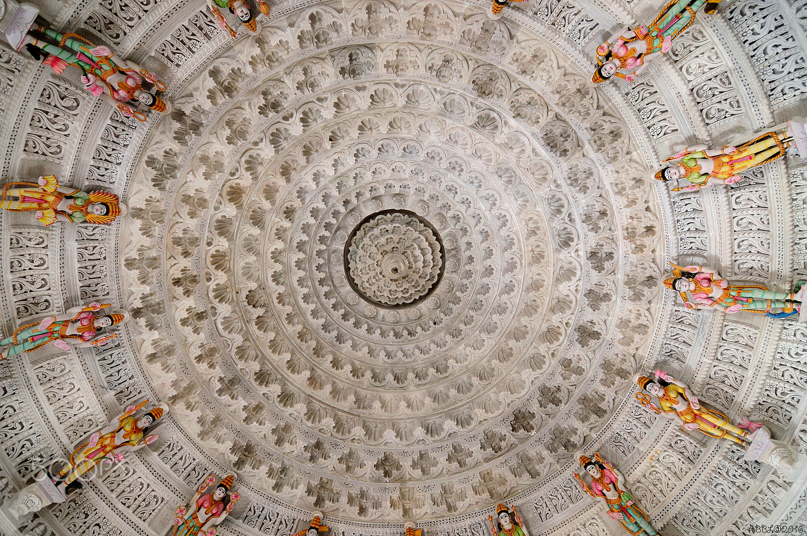 Nikon D90 + Tokina AT-X Pro 11-16mm F2.8 DX II sample photo. Dome of the jane marble temple: fragment photography