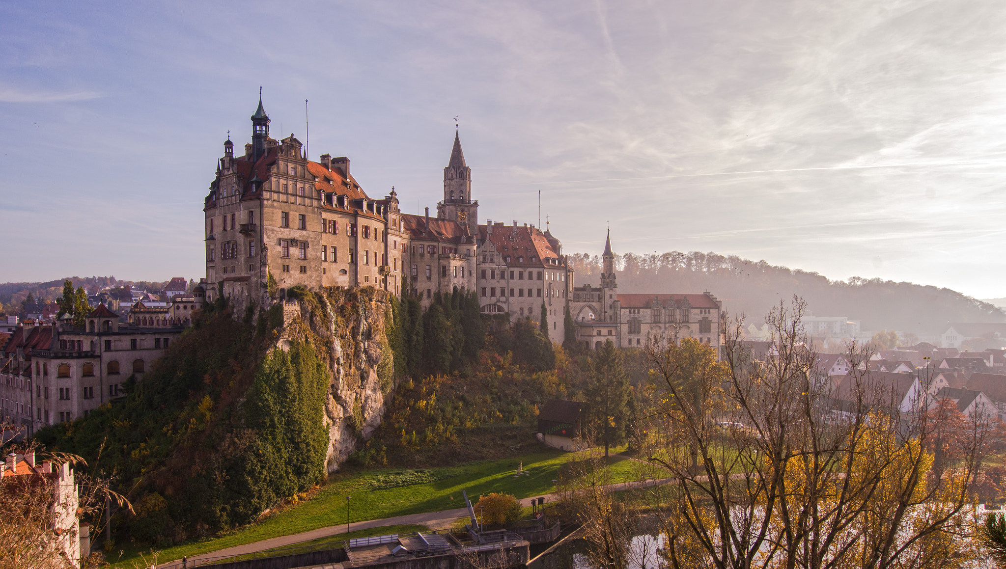 Sigma 10-20mm F3.5 EX DC HSM sample photo. The castle of sigmaringen photography