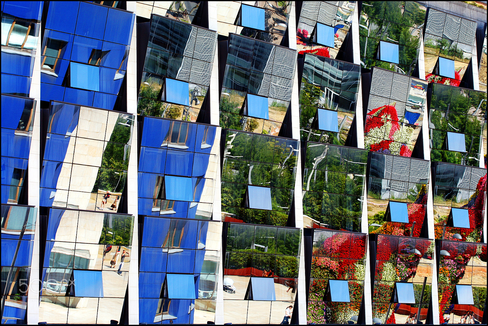 Canon EOS-1D Mark III sample photo. Bilbao reflection photography