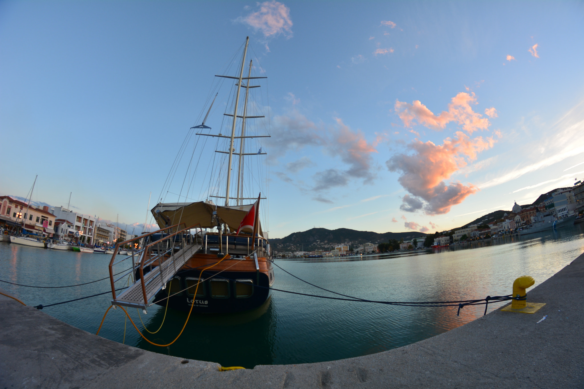 Samyang 8mm F3.5 Aspherical IF MC Fisheye sample photo. Fisheye photography
