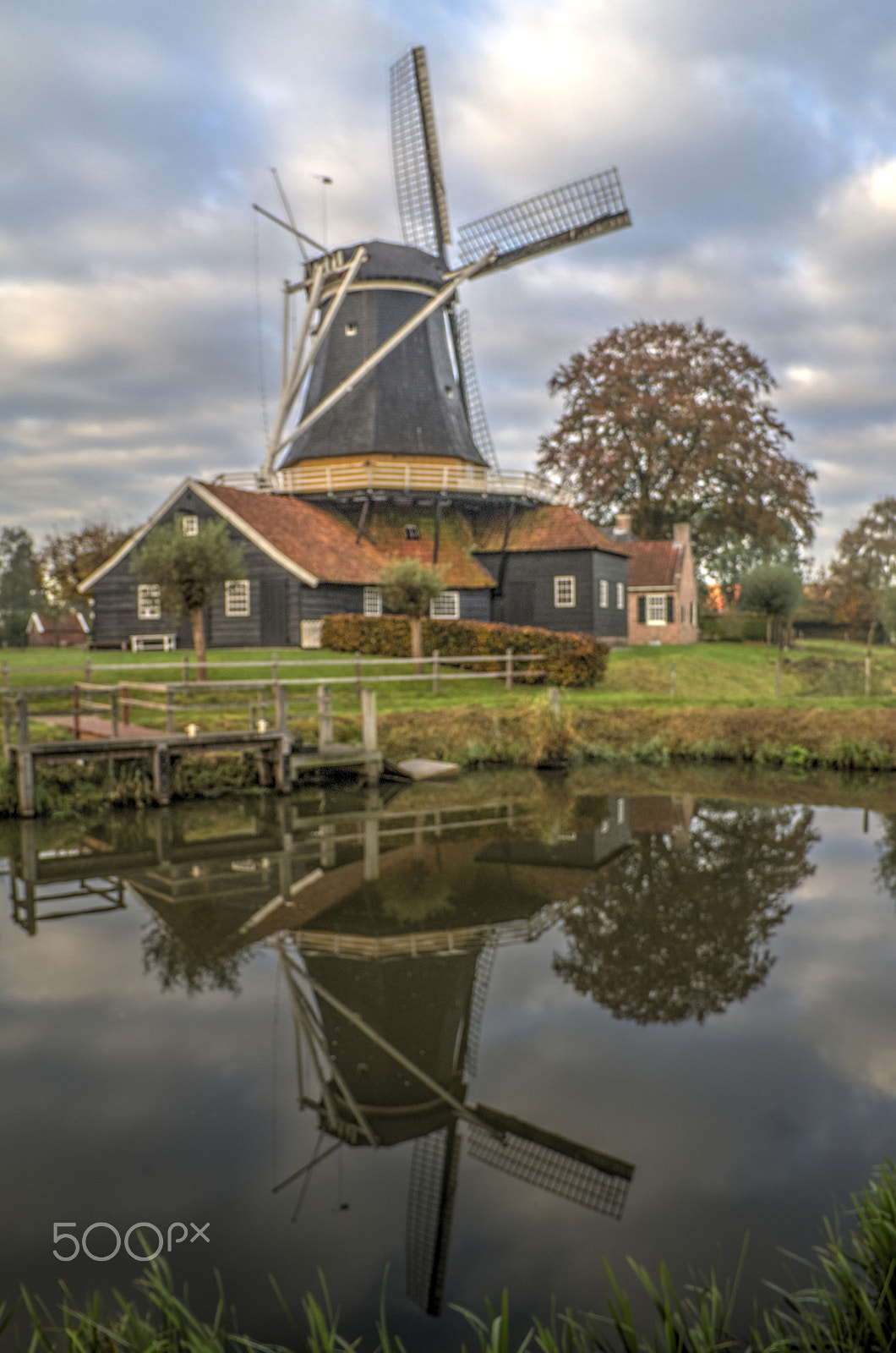 Canon EF-S 18-135mm F3.5-5.6 IS sample photo. De pelmolen photography