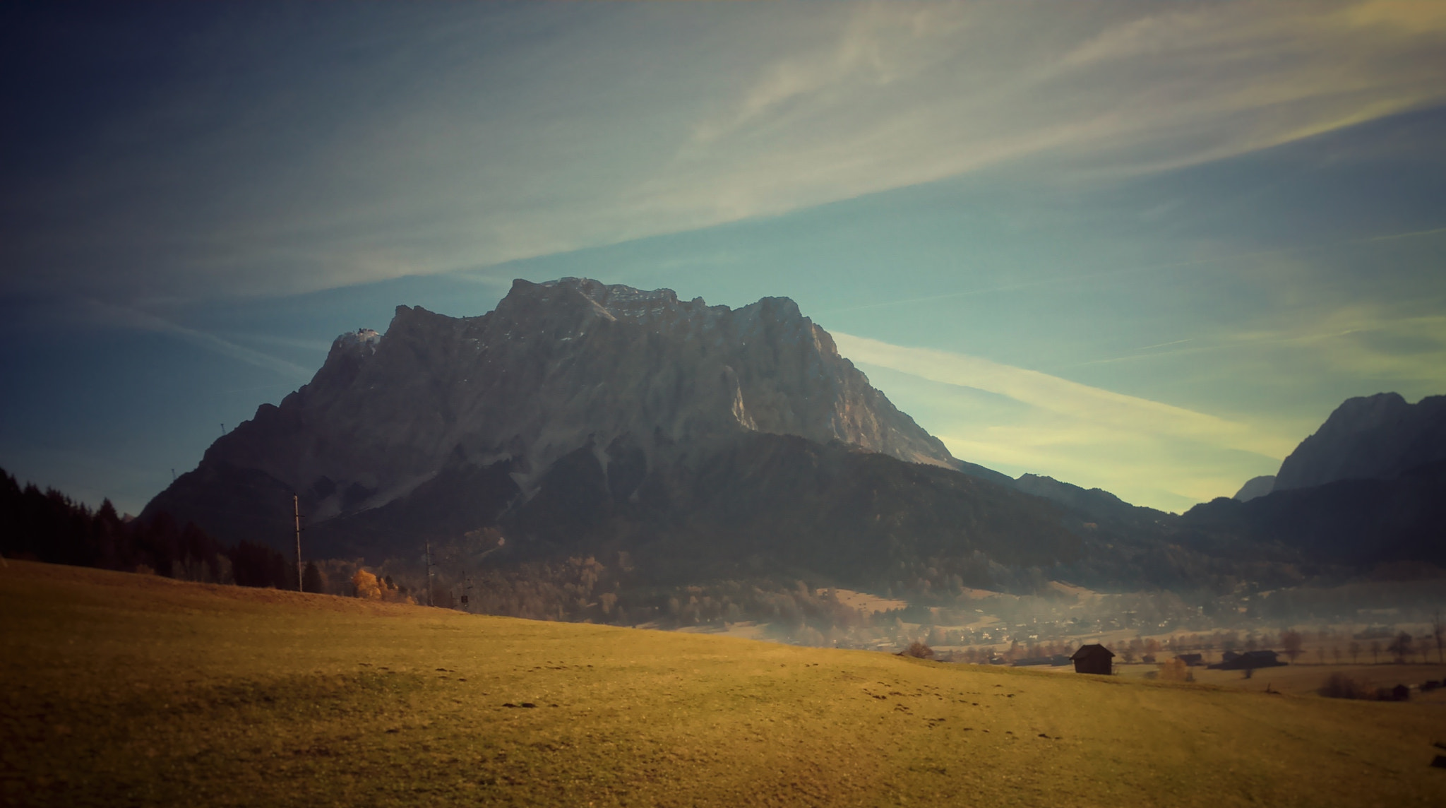 Sony Xperia L sample photo. Zugspitze in szene gesetzt photography