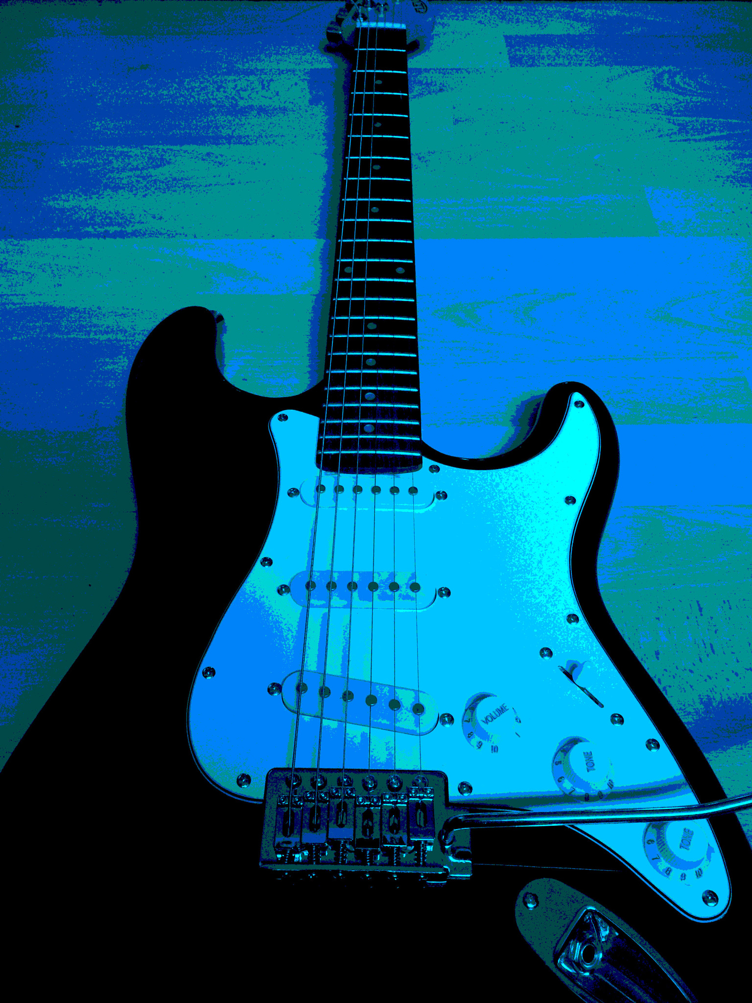 Apple iPhone + iPhone 5s back camera 4.15mm f/2.2 sample photo. Guitar photography