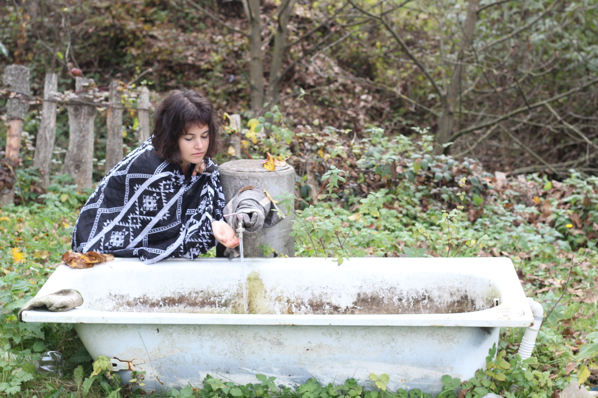 Canon EOS 600D (Rebel EOS T3i / EOS Kiss X5) sample photo. Nature bath photography