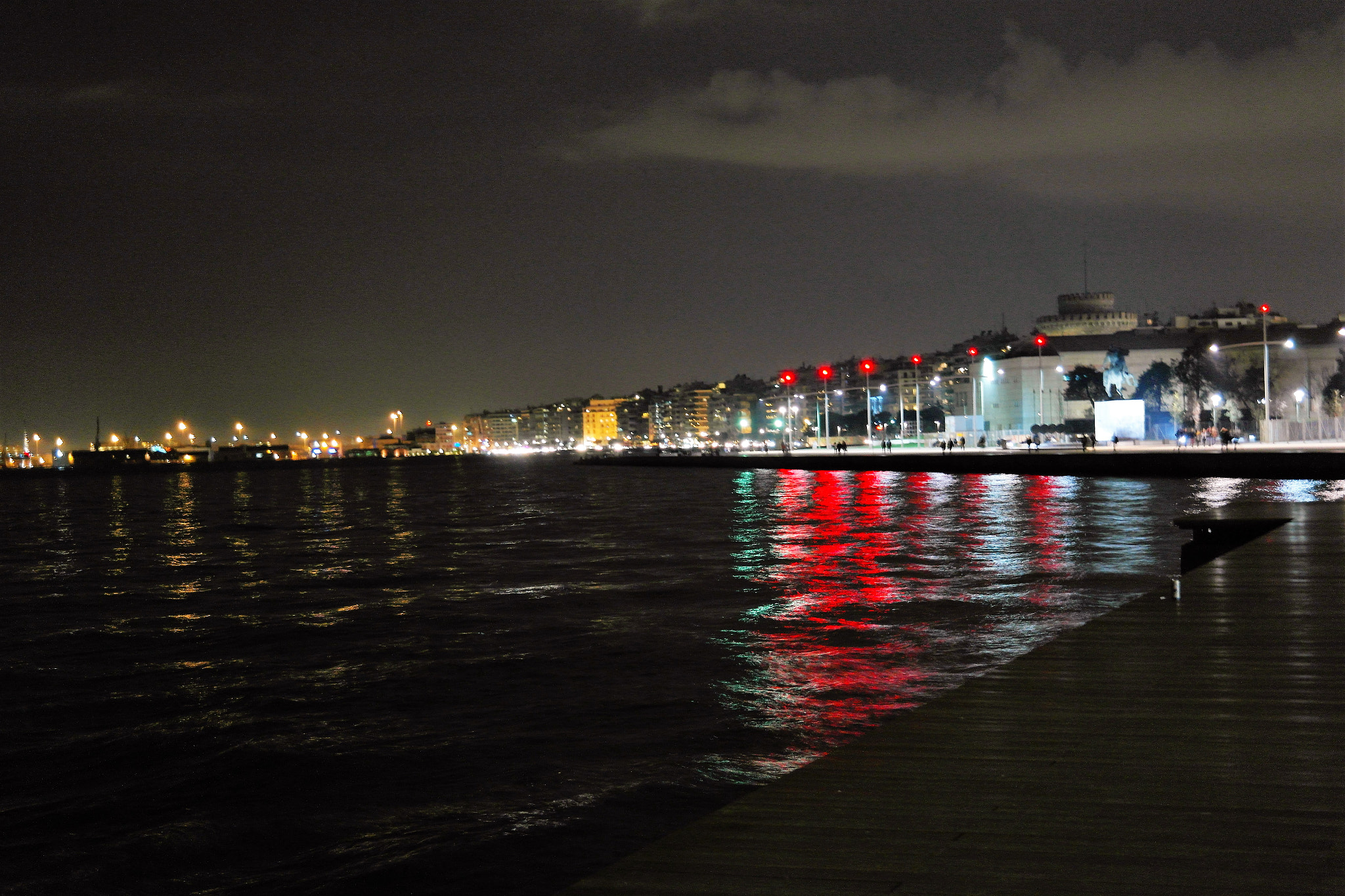 Samsung NX210 sample photo. Thessaloniki by night photography