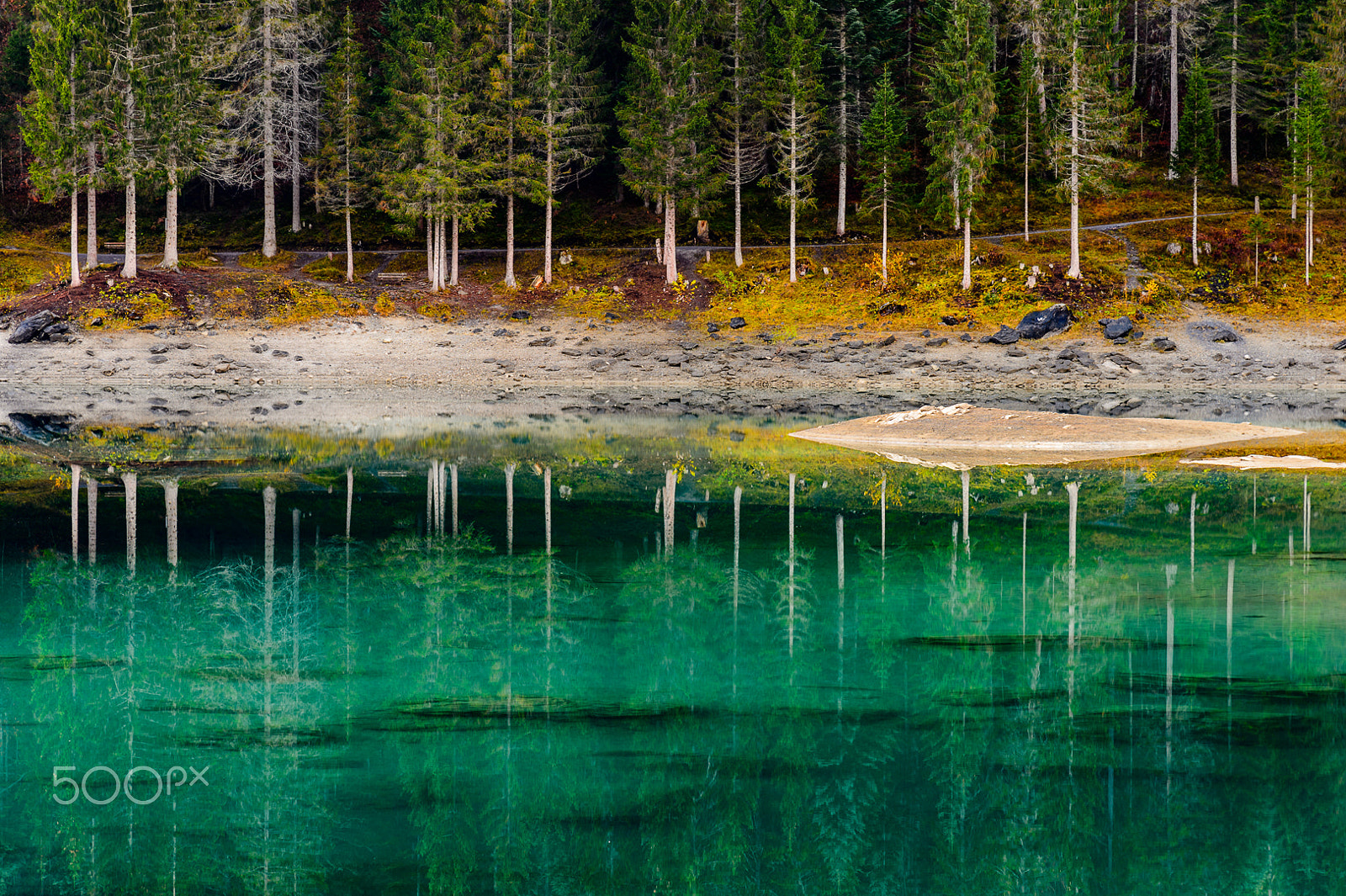 Nikon D4 sample photo. Lac de cauma photography