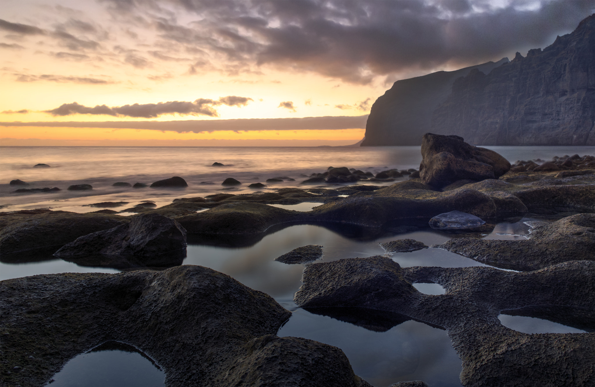 Canon EOS 6D + Canon EF 24mm F2.8 sample photo. Sunset at los gigasntes photography