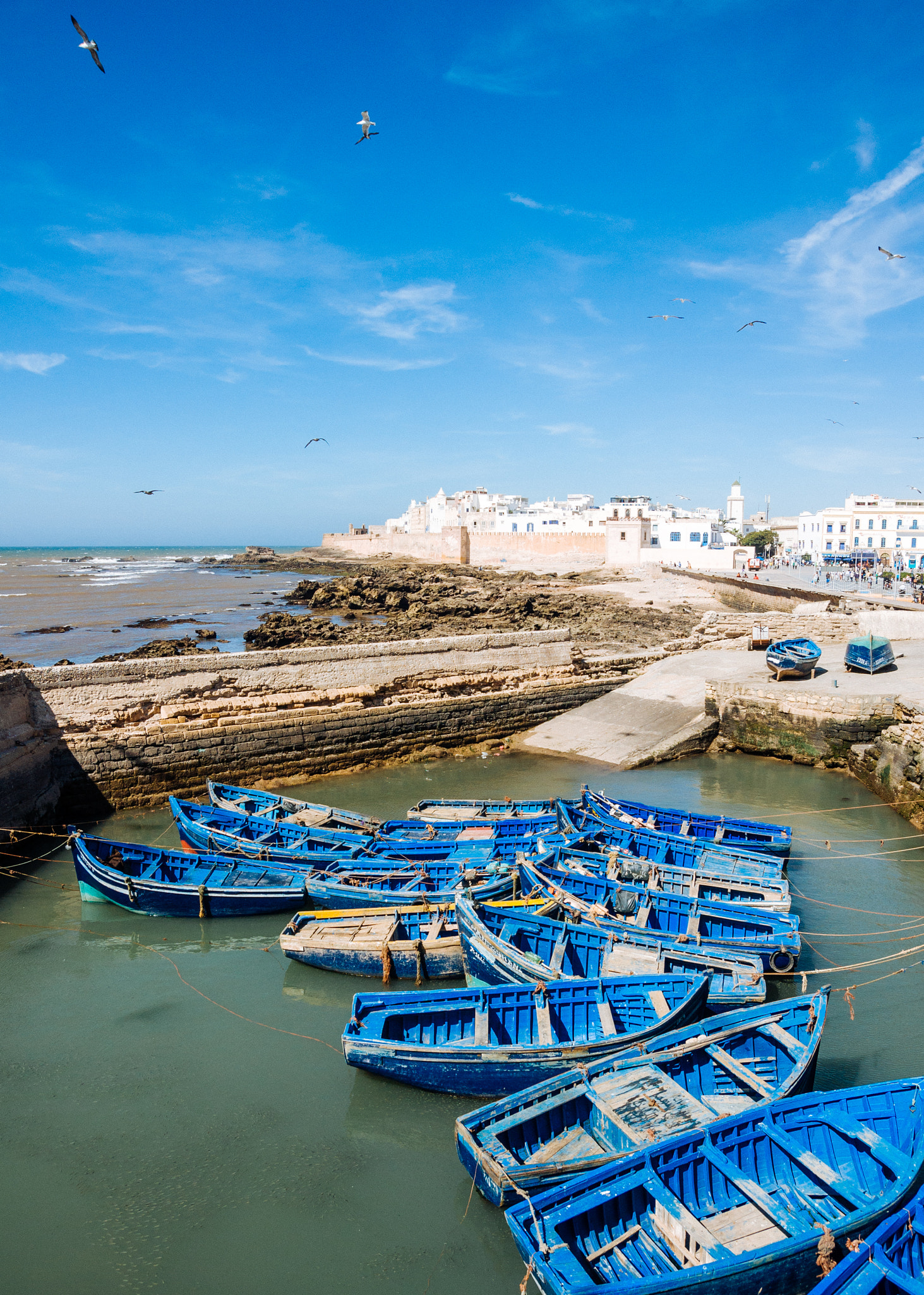 Sony Alpha DSLR-A700 sample photo. Essaouira blue photography