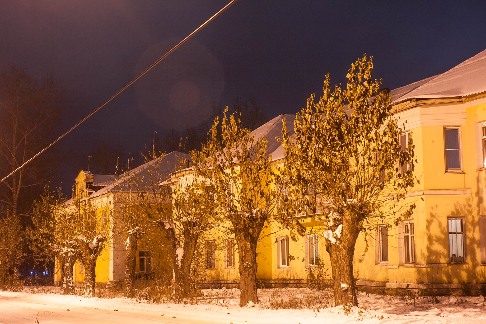 Canon EF 35-80mm f/4-5.6 sample photo. It's oh so quiet photography