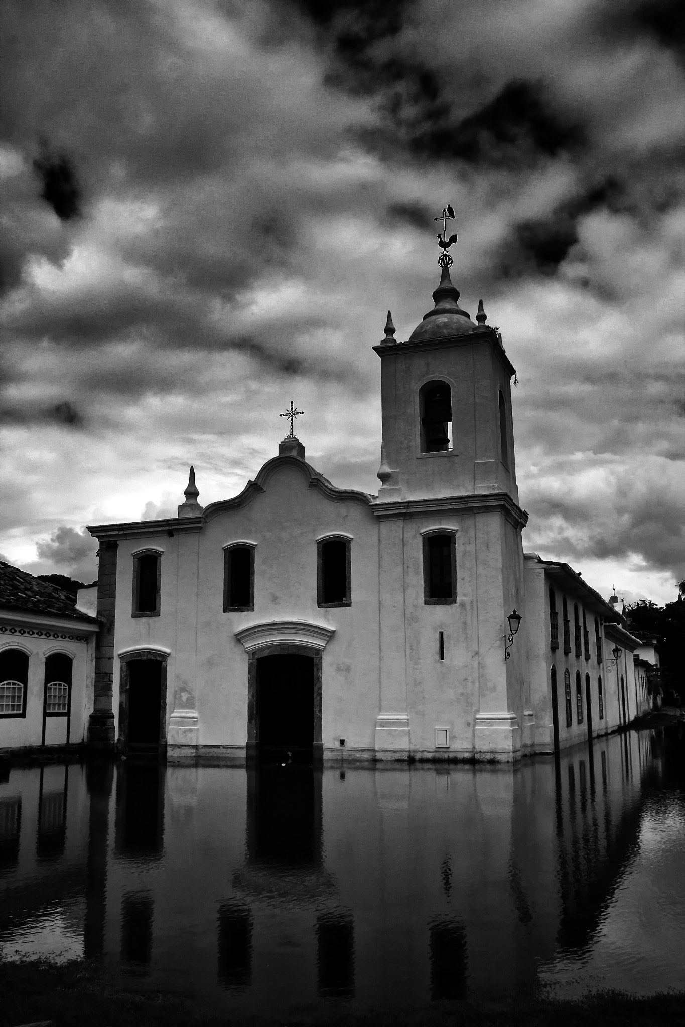Sigma 18-250mm F3.5-6.3 DC OS HSM sample photo. High tide in paraty rj  photography