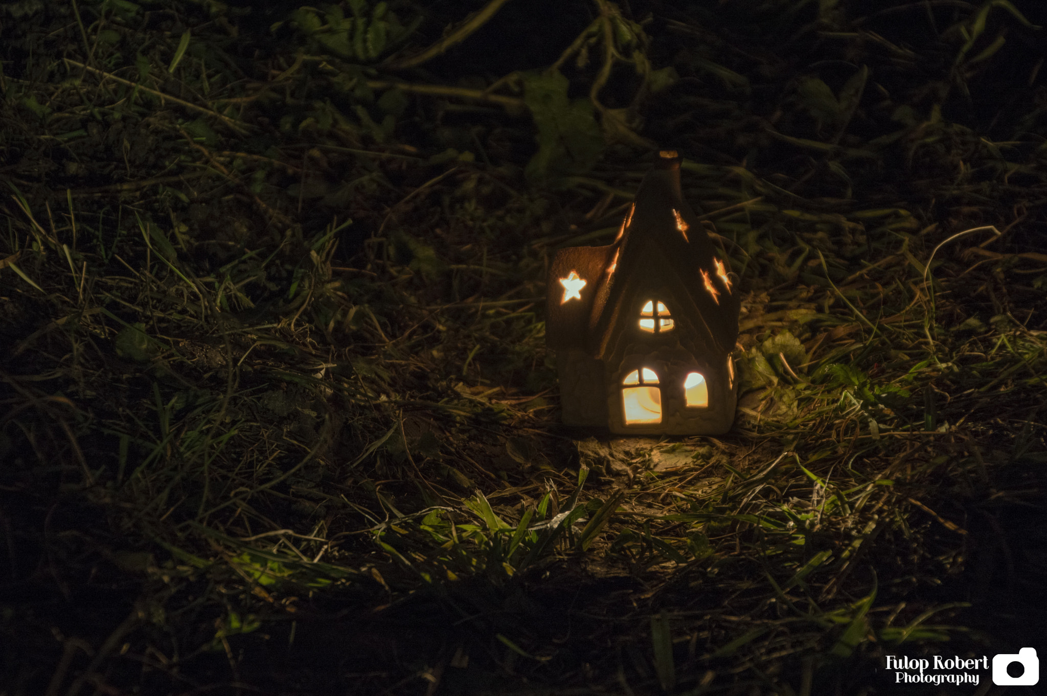 Nikon D3200 sample photo. Halloween house photography