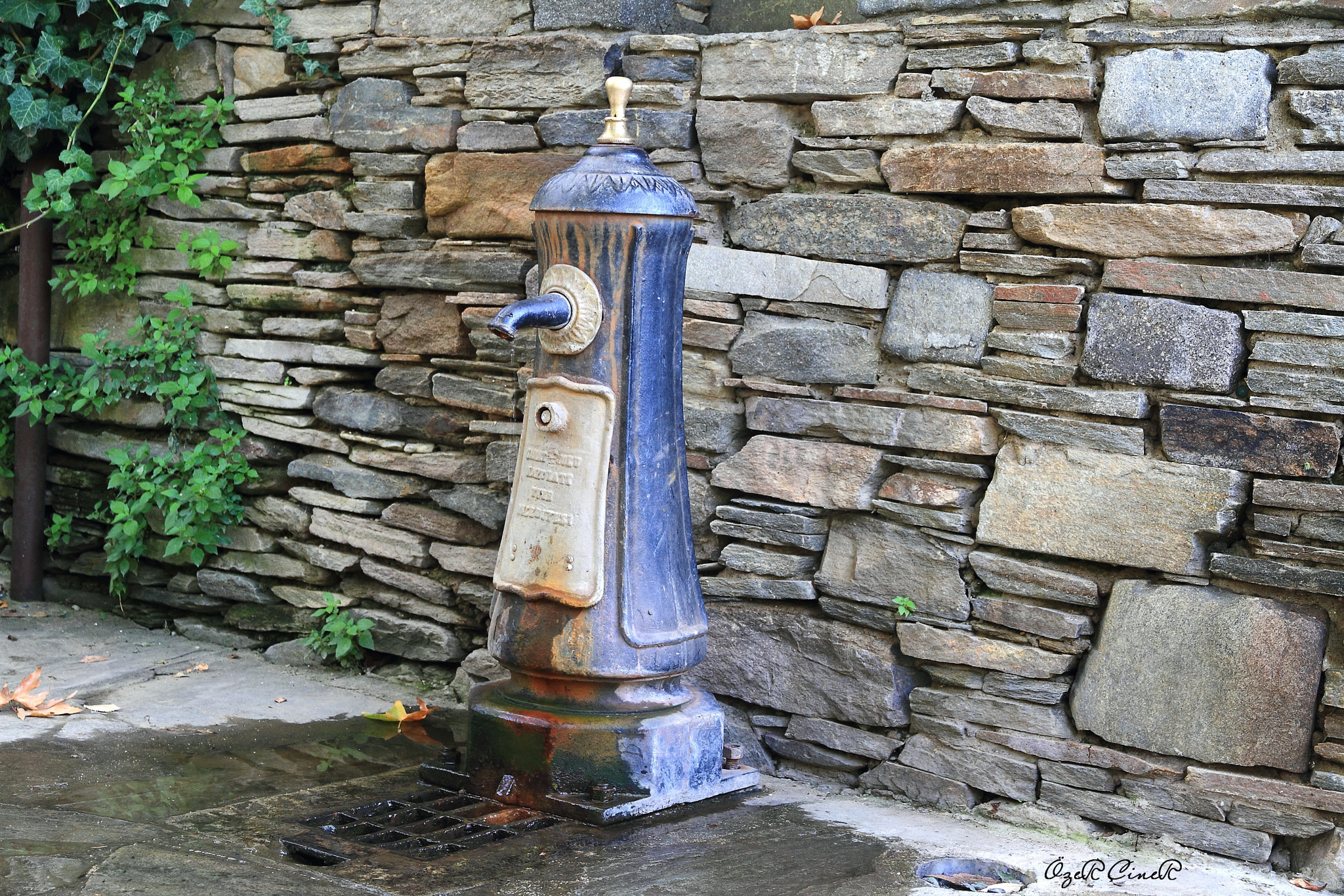 Canon EOS 7D sample photo. Fountain photography