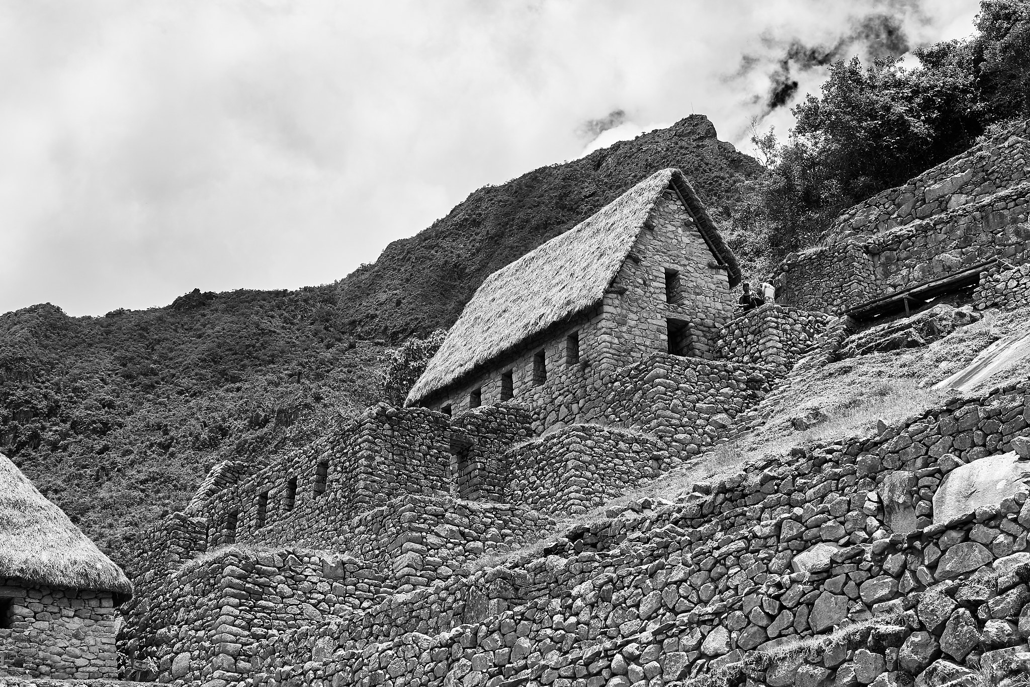 Sony FE 28-70mm F3.5-5.6 OSS sample photo. As piedras de machu picchu photography