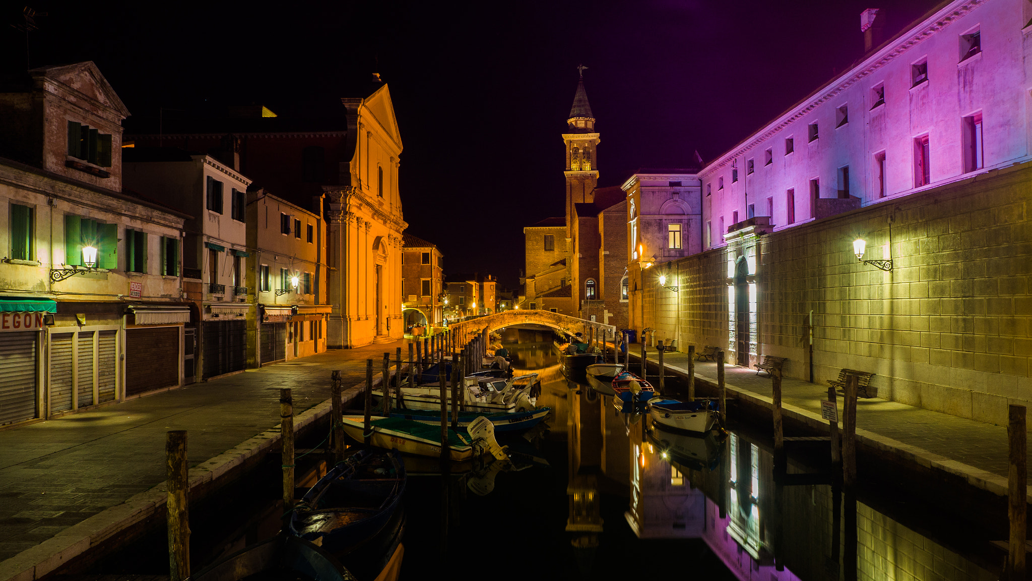 Olympus OM-D E-M10 + OLYMPUS M.12mm F2.0 sample photo. Nocturnal reflections in the canal photography
