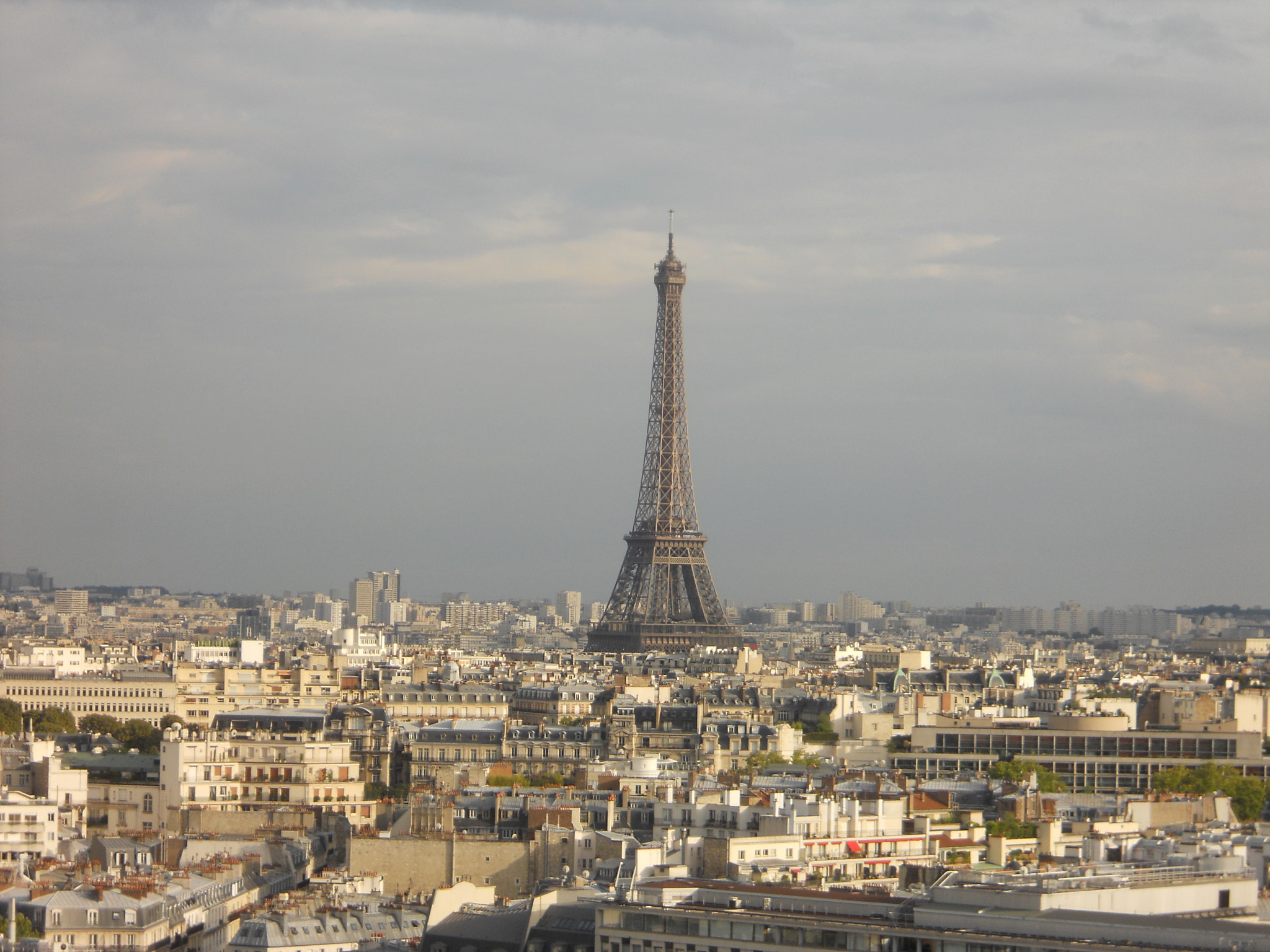 Nikon Coolpix S3000 sample photo. Eiffel tower in paris photography