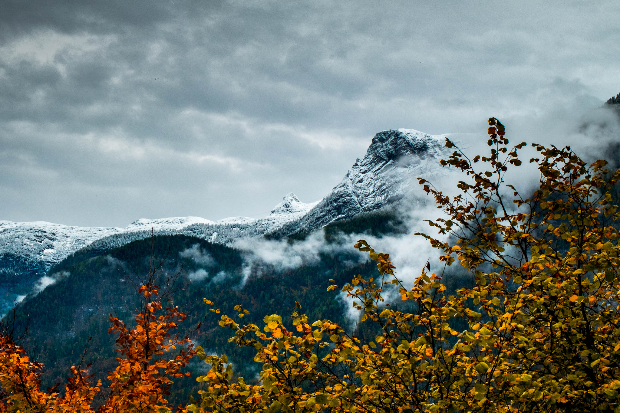 Fujifilm X-M1 + Fujifilm XC 16-50mm F3.5-5.6 OIS II sample photo. Mountain view photography