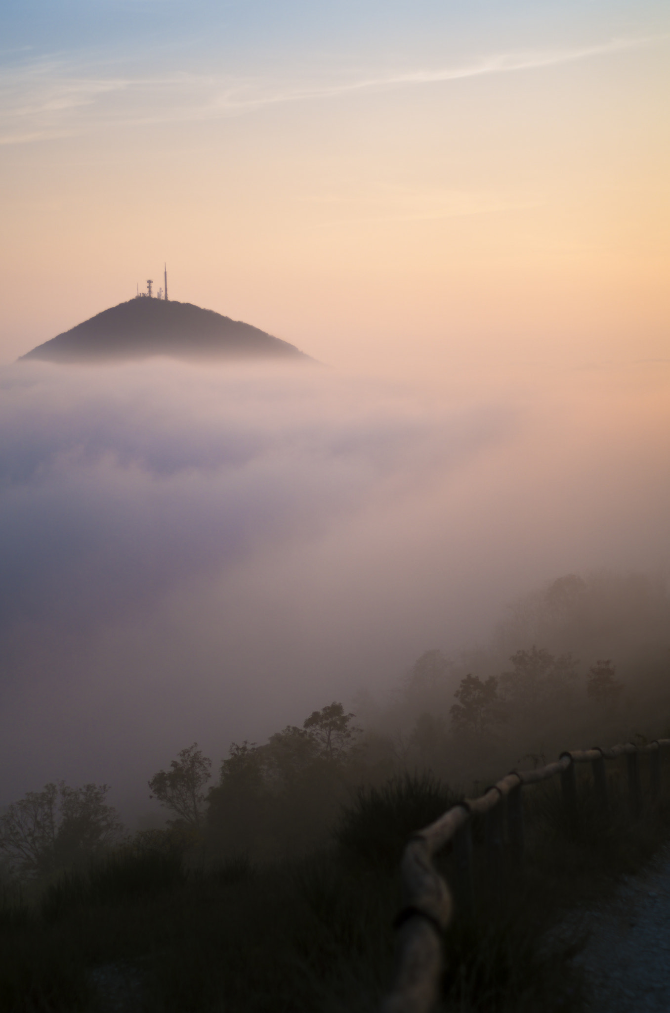 Pentax K-50 sample photo. Sea of clouds photography