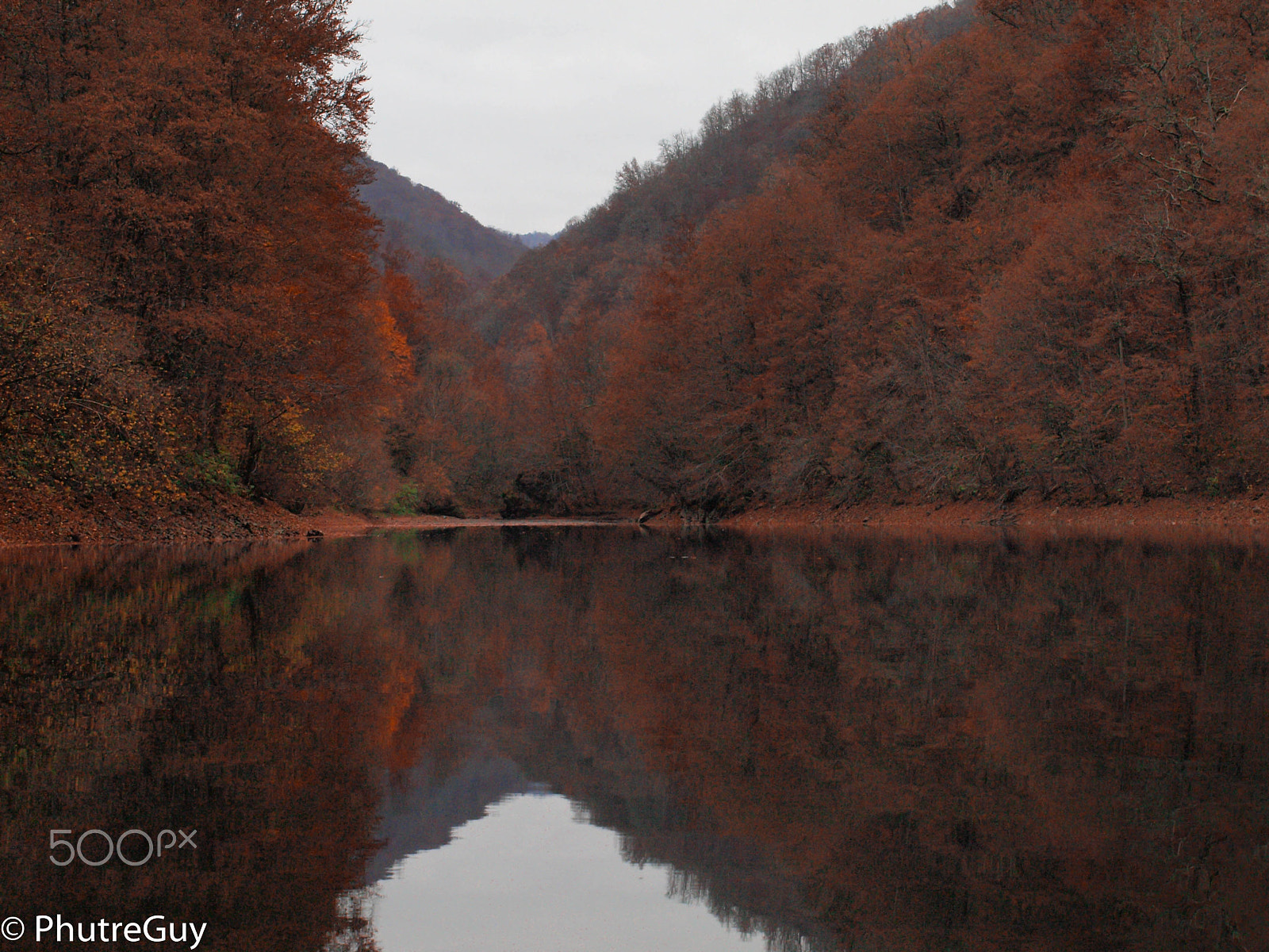 Olympus Zuiko Digital ED 40-150mm F4.0-5.6 sample photo. Autumn colors photography