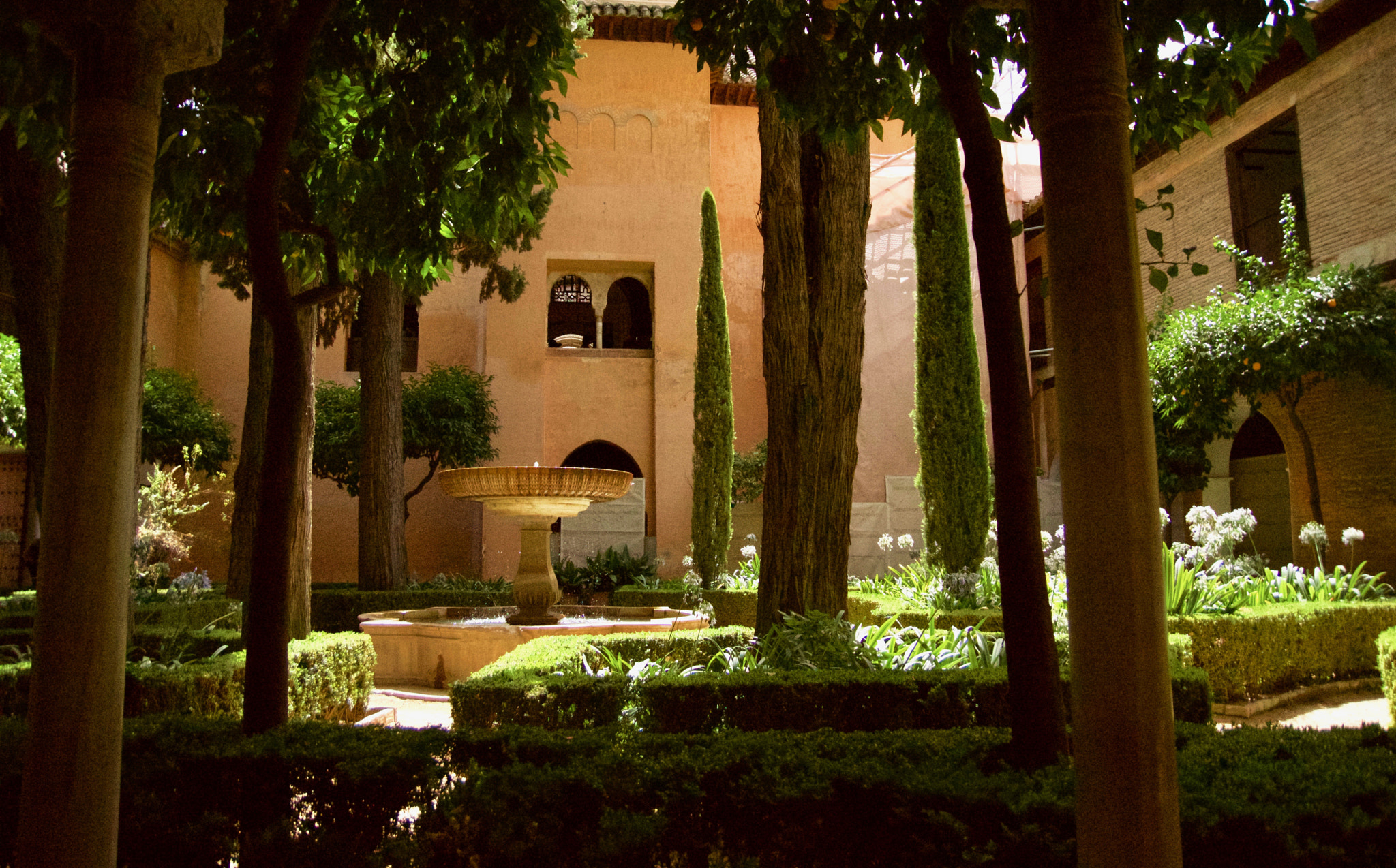 Sony SLT-A77 sample photo. Take a seat and enjoy the moment @ alhambra photography
