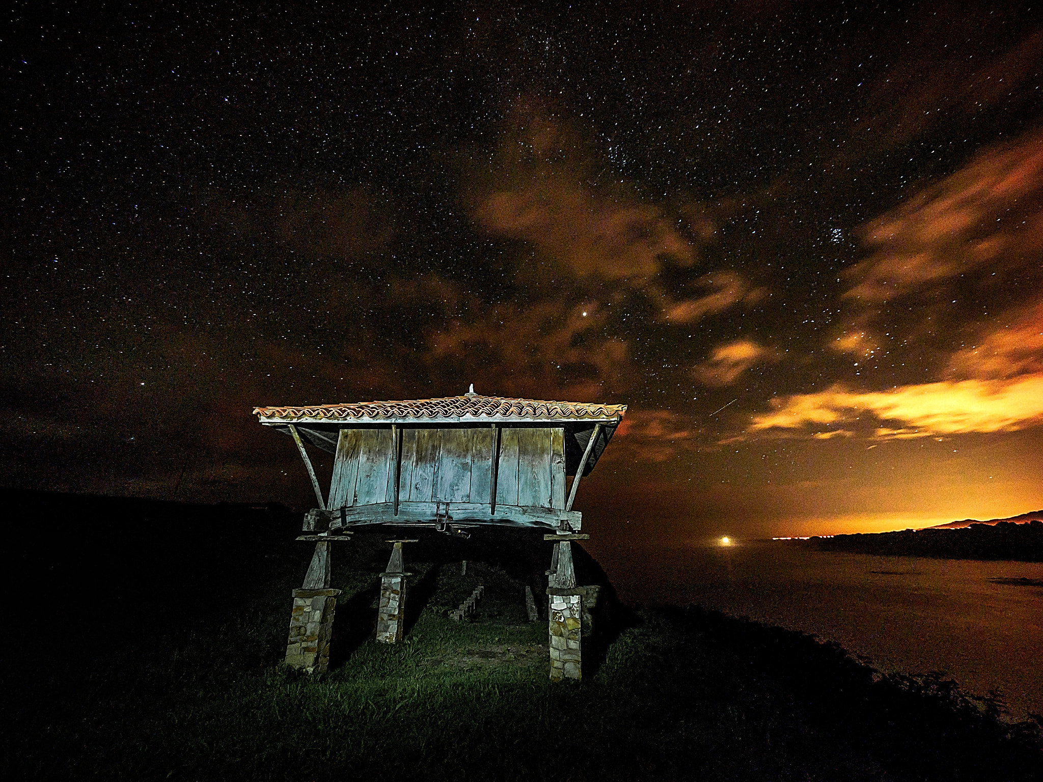 Olympus OM-D E-M1 + Panasonic Lumix G Vario 7-14mm F4 ASPH sample photo. Asturies photography