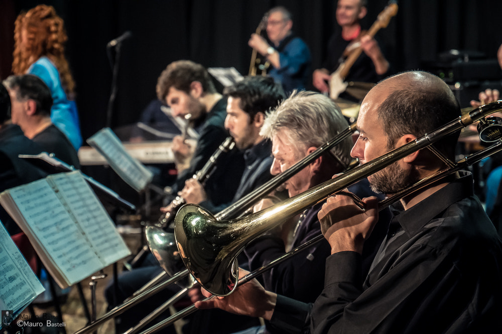 Samsung NX 16-50mm F2.0-2.8 S ED OIS sample photo. Born to swing jazz orchestra photography