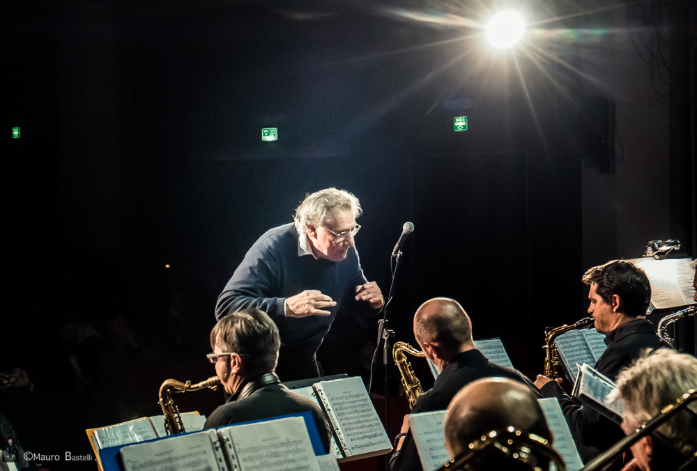 Samsung NX 16-50mm F2.0-2.8 S ED OIS sample photo. Born to swing jazz orchestra photography