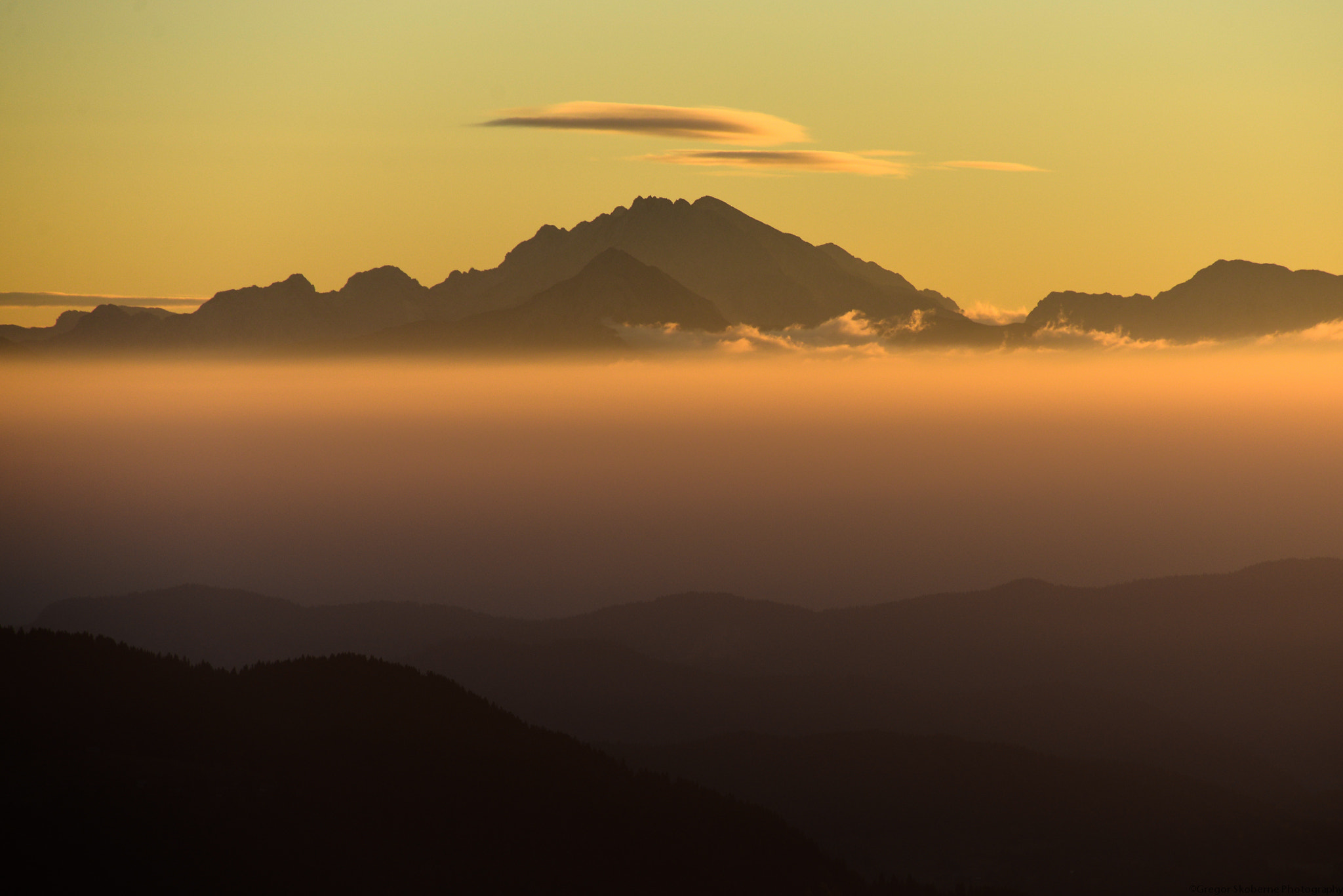 Nikon D600 + Sigma 50mm F2.8 EX DG Macro sample photo. Above the fog photography