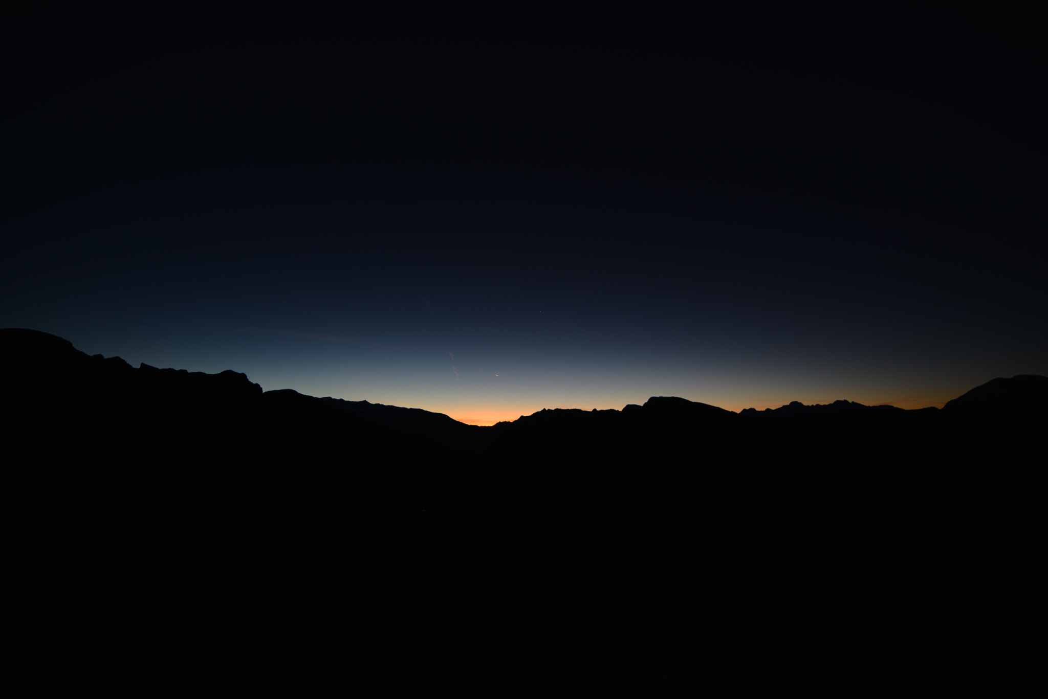 Samyang 14mm F2.8 ED AS IF UMC sample photo. Sunrise, chamrousse photography