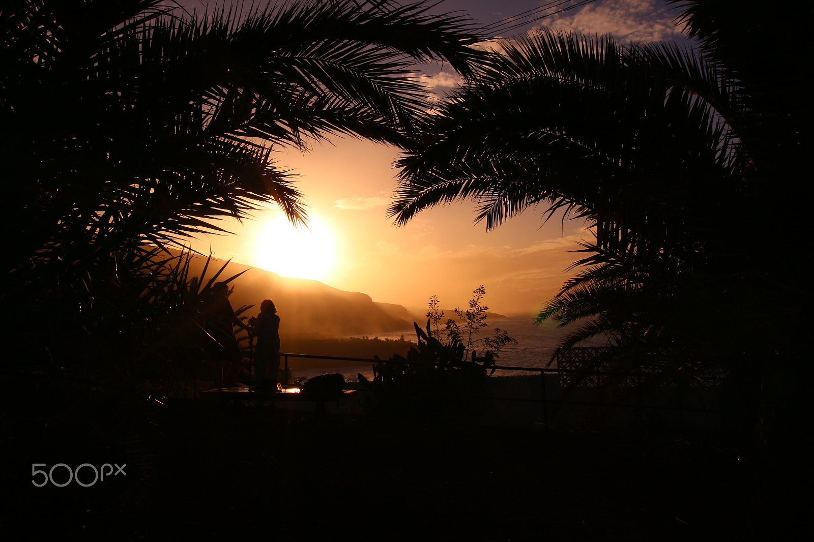 Sigma 10-20mm F3.5 EX DC HSM sample photo. Puerto de la cruz sunset photography