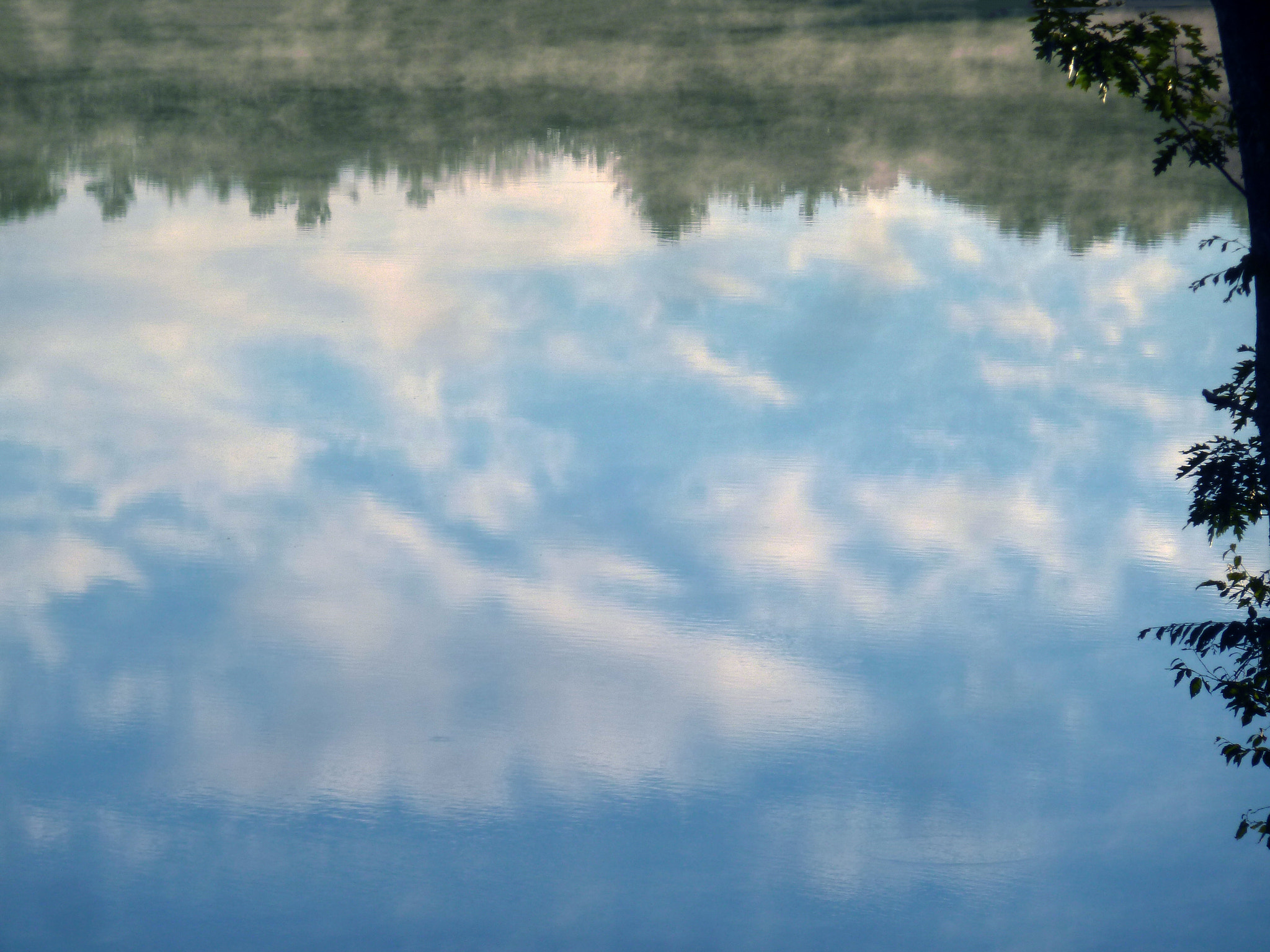 Panasonic Lumix DMC-ZS5 (Lumix DMC-TZ8) sample photo. Moods of a lake (willis pond) photography