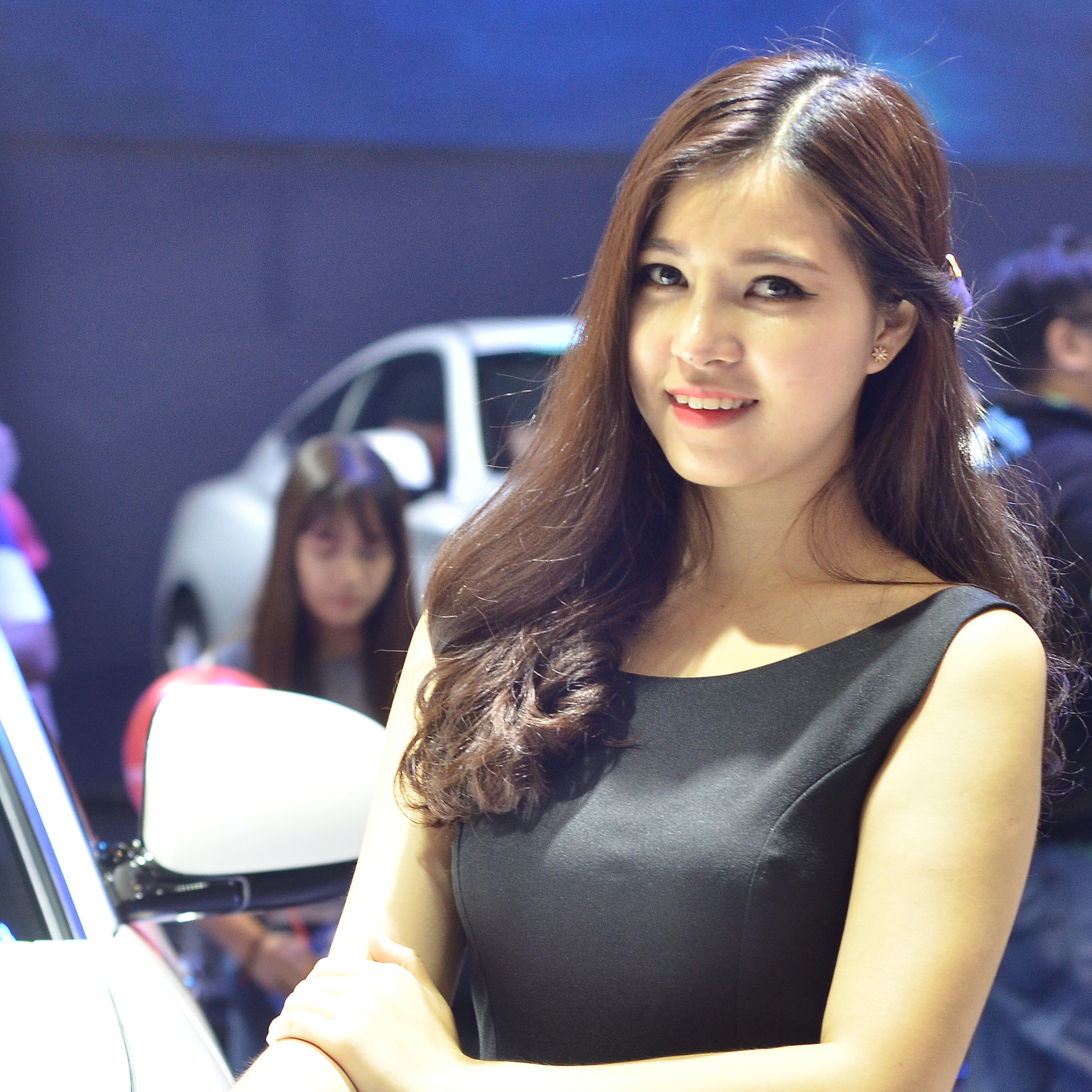 Nikon D7000 + AF Nikkor 50mm f/1.8 sample photo. Lady photography