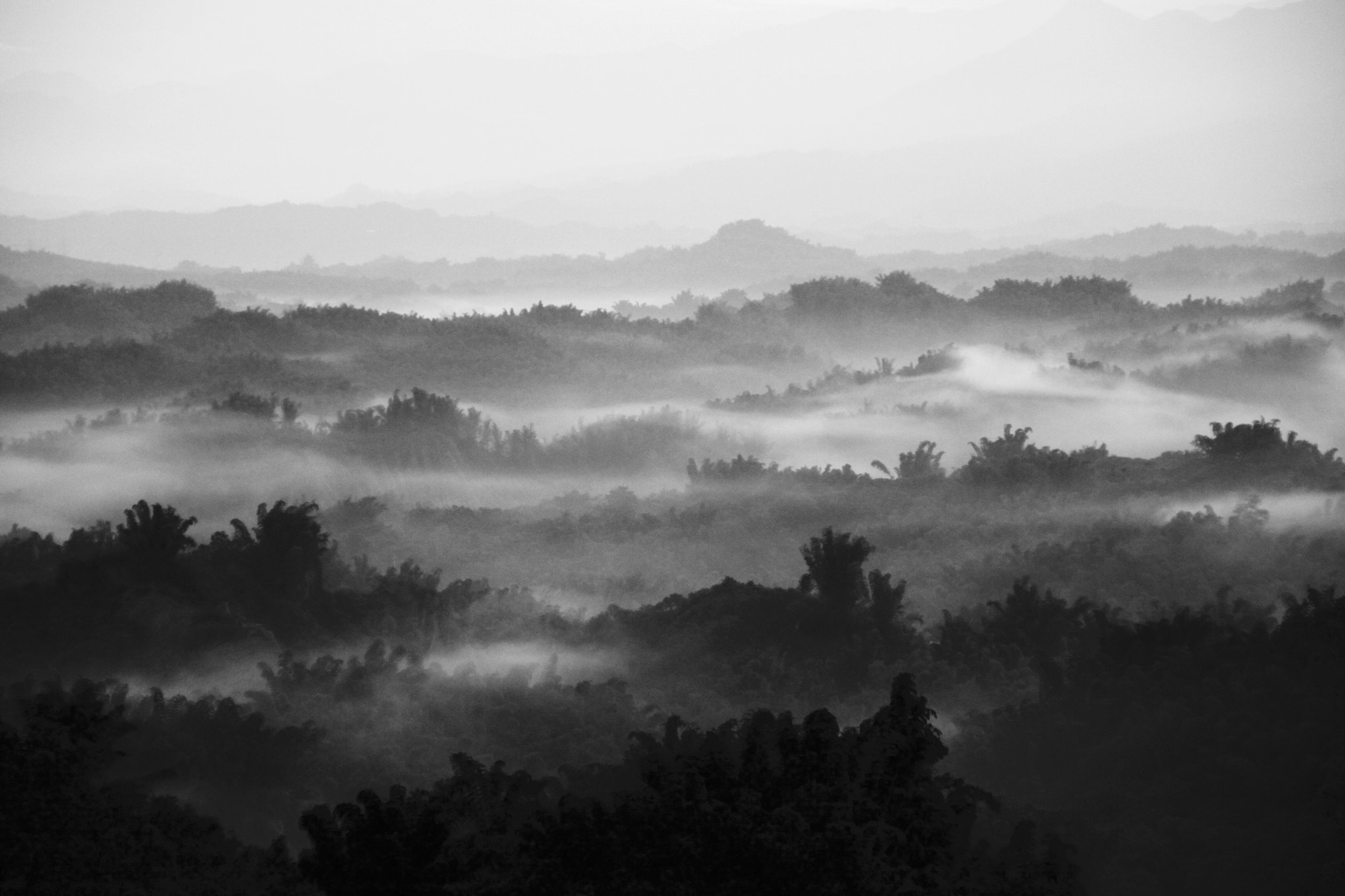 Canon 18-250mm sample photo. Wait for sunrise photography