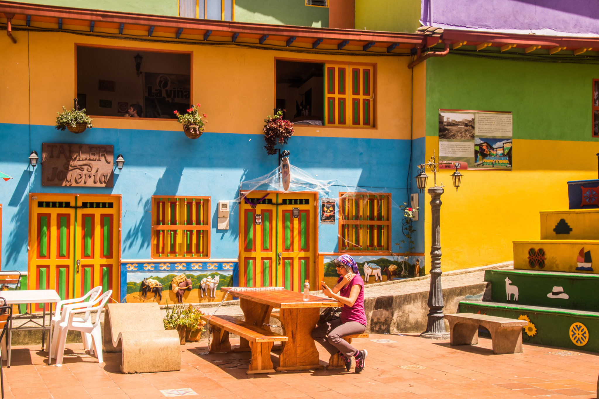 Canon EOS 760D (EOS Rebel T6s / EOS 8000D) sample photo. Guatape 6 photography